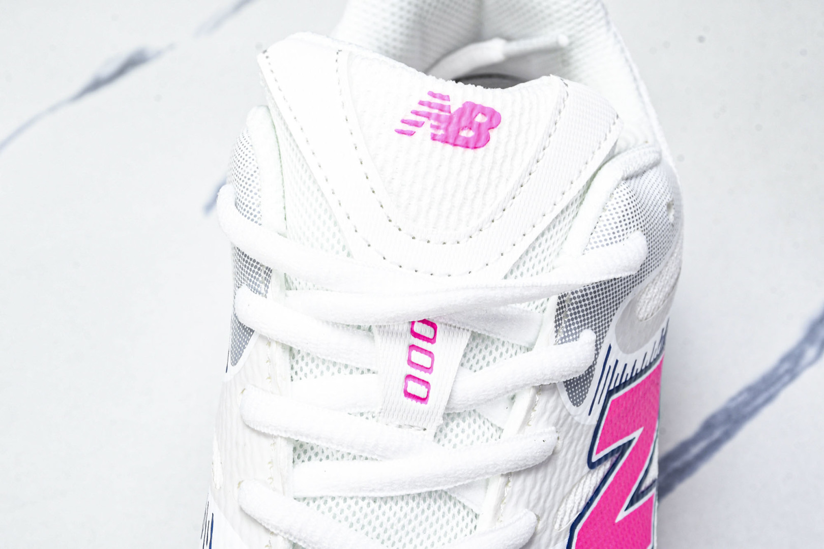 NB2000 尺码36-41

纯原出品-New Balance 2000系列复古老爹风休闲运动慢跑鞋 