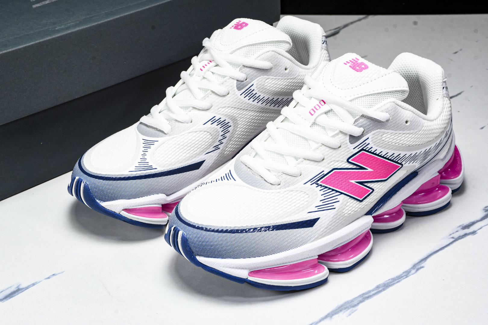 NB2000 尺码36-41

纯原出品-New Balance 2000系列复古老爹风休闲运动慢跑鞋 