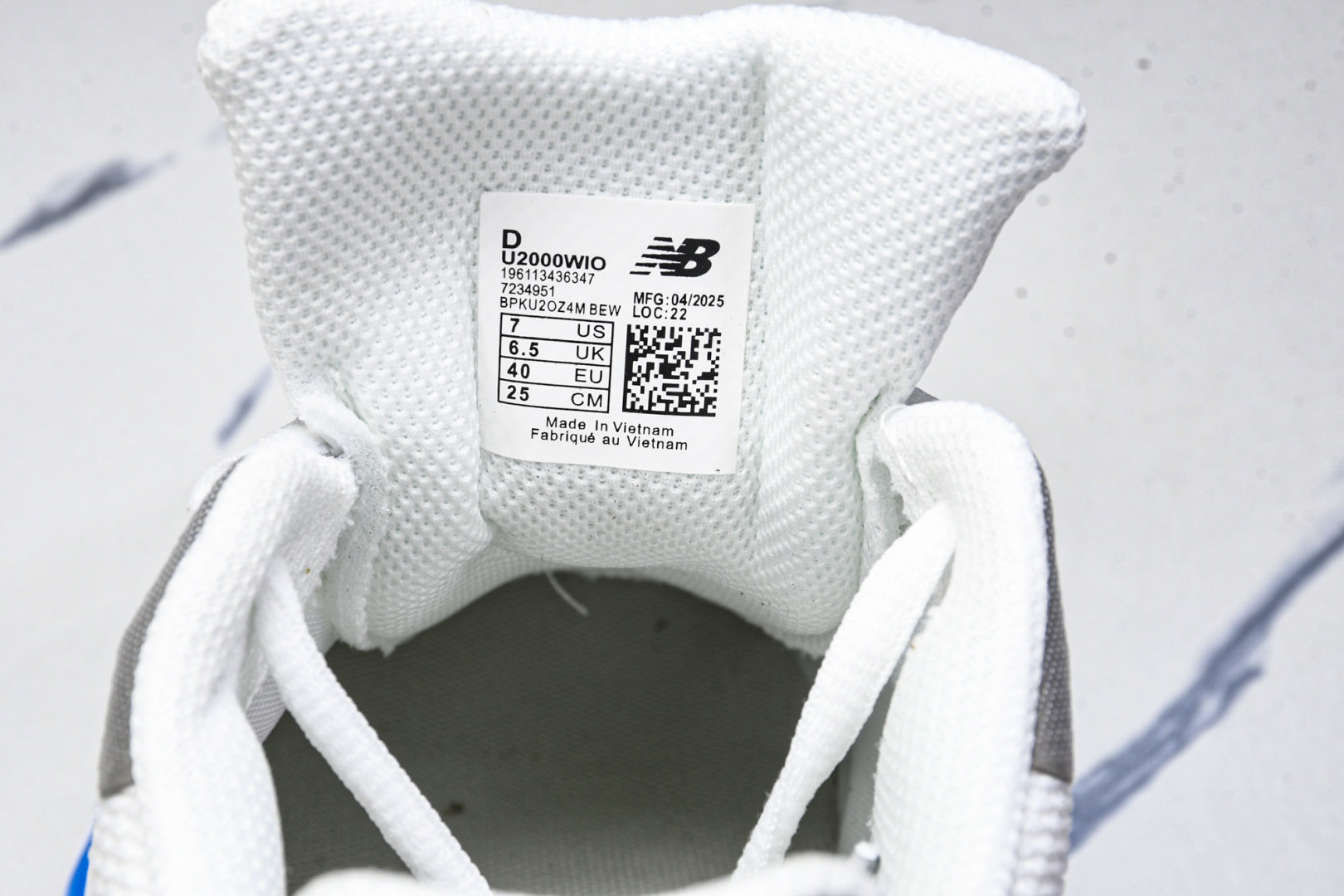 NB2000 尺码36-41

纯原出品-New Balance 2000系列复古老爹风休闲运动慢跑鞋 