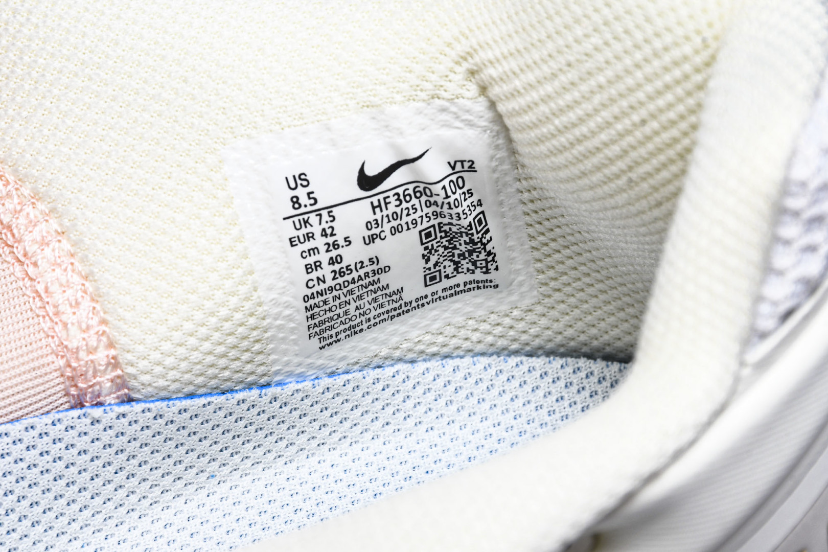 MAX 尺码36-46

纯原出品- Air Max 2013 耐克复古透气网布气垫跑鞋 HF3660-
