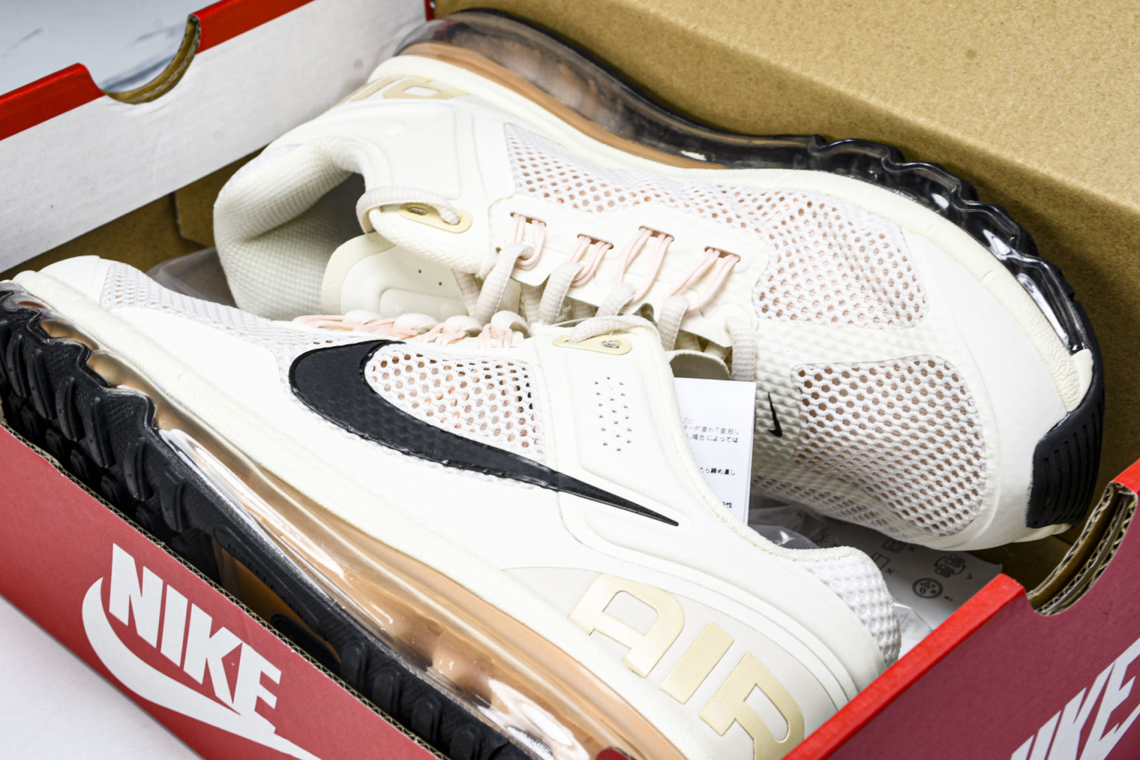 MAX 尺码36-46

纯原出品- Air Max 2013 耐克复古透气网布气垫跑鞋 HF3660-