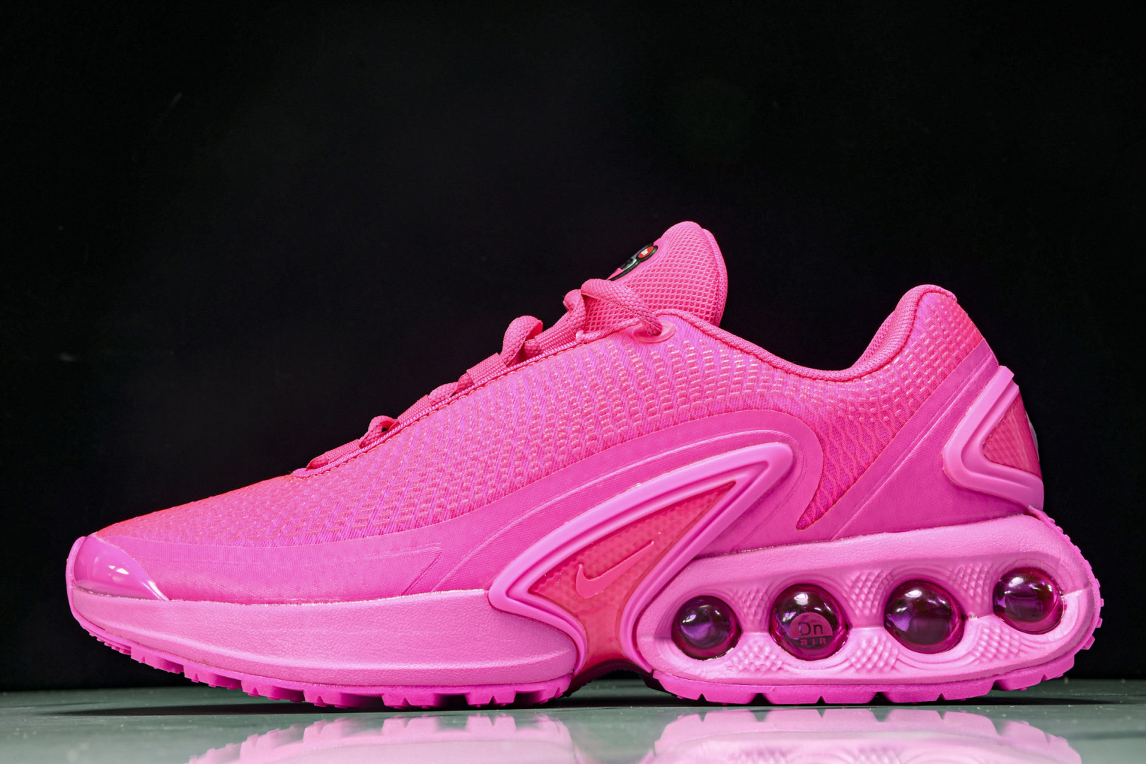 MAX 尺码36-46

纯原出品-Air Max Dn 2024全新气垫跑鞋 hv4861-602 Y