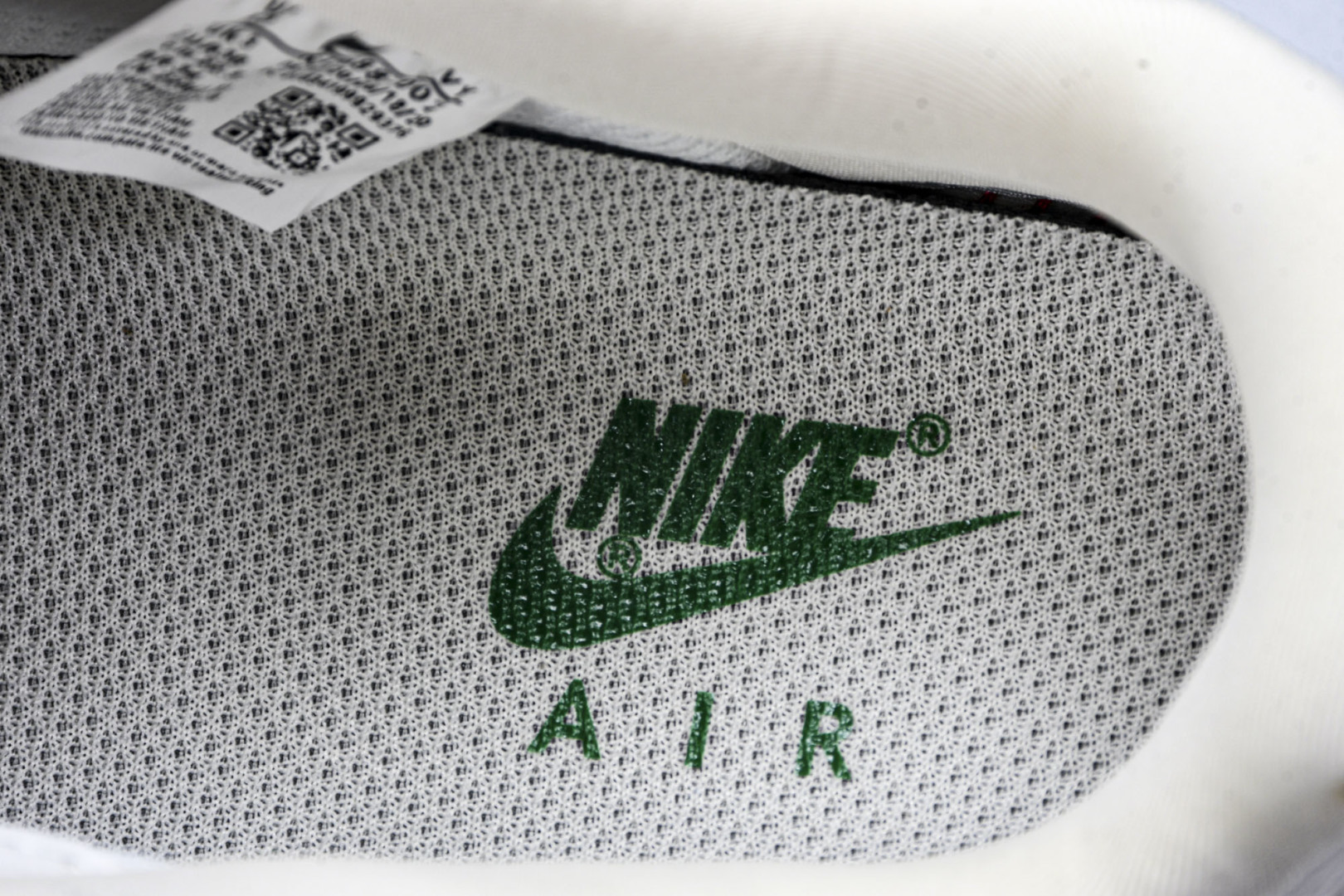 AF1 空军 尺码36-45

纯原出品-Air Force 1'07 Low 联名 双拼绿蓝勾 空军一