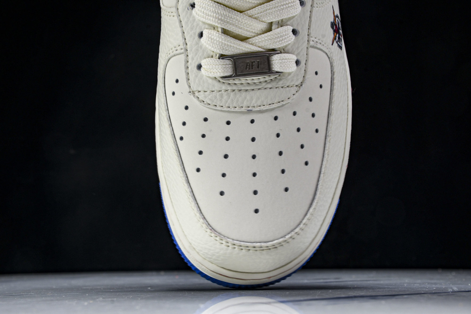 AF1 空军 尺码36-45

纯原出品- Air Force 1'07 Low 万代联名 白红蓝 空军