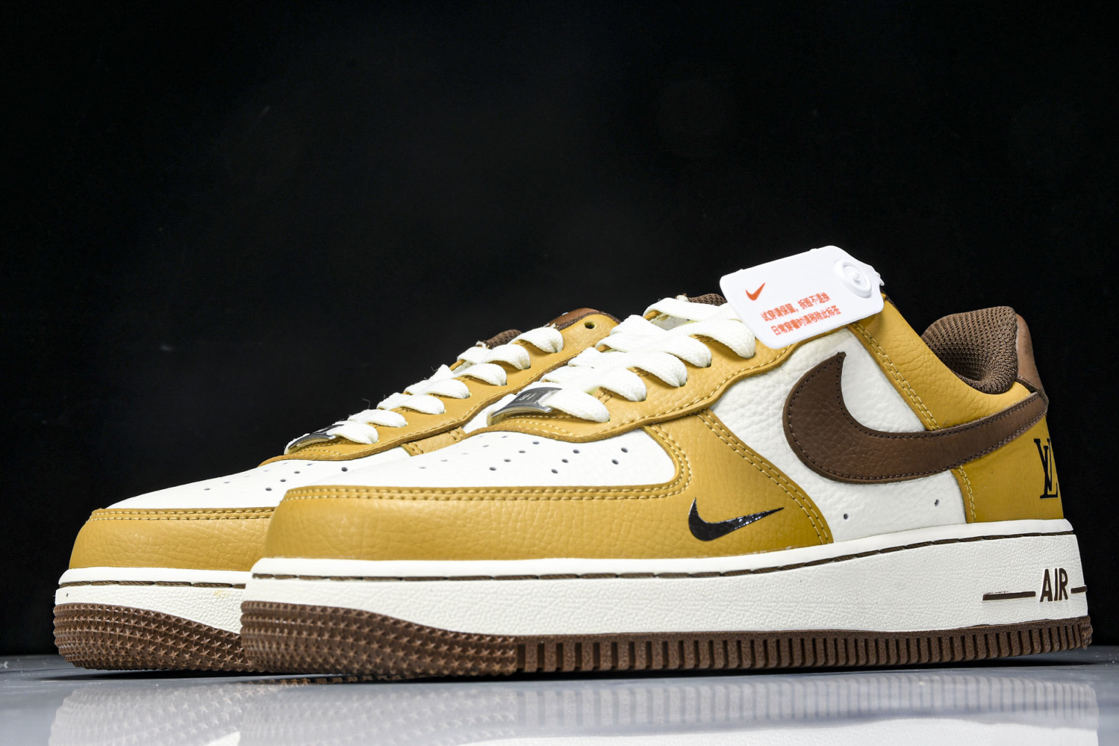 AF1 空军 尺码36-45

纯原出品-Air Force 1'07 Low LV联名 琥珀棕黄 空军