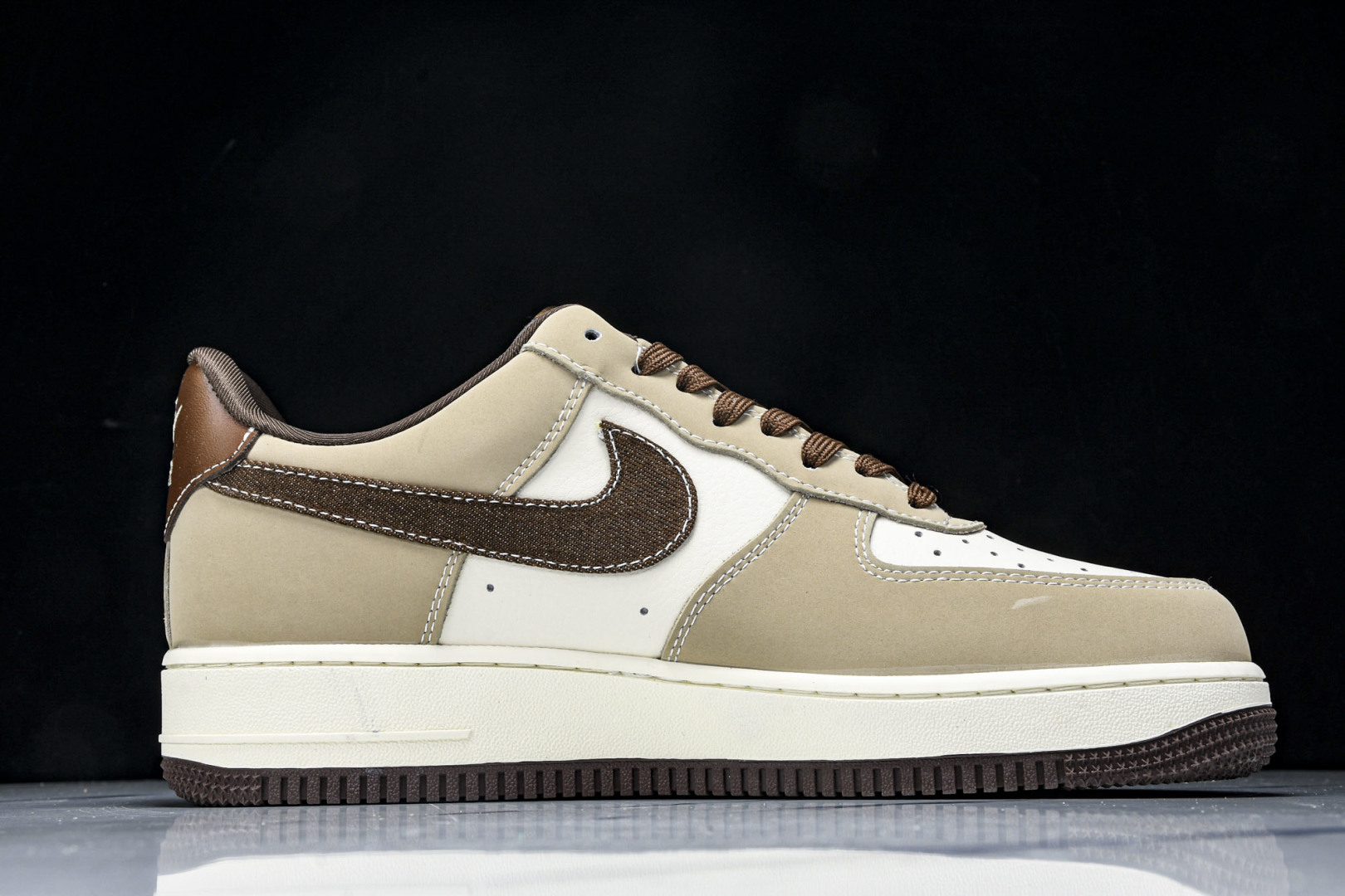 AF1 空军 尺码36-45

纯原出品-Air Force 1'07 Low LV联名 棕布勾 空军一
