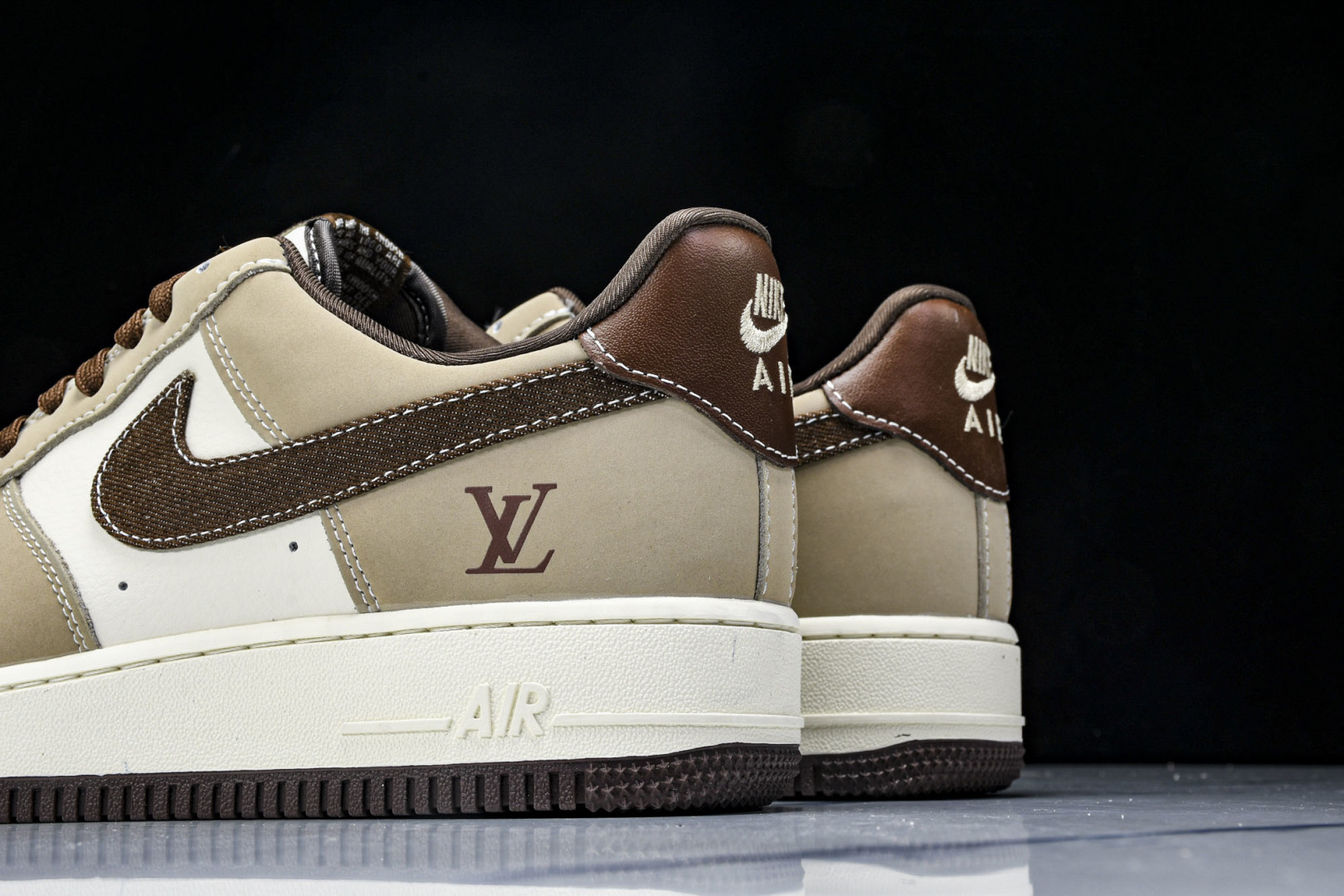 AF1 空军 尺码36-45

纯原出品-Air Force 1'07 Low LV联名 棕布勾 空军一