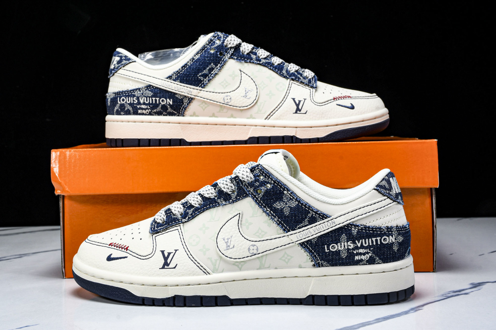Dunk 尺码36-45

纯原出品-SB Dunk Low LV联名 蓝白勾 周年高端定制 低帮休闲板