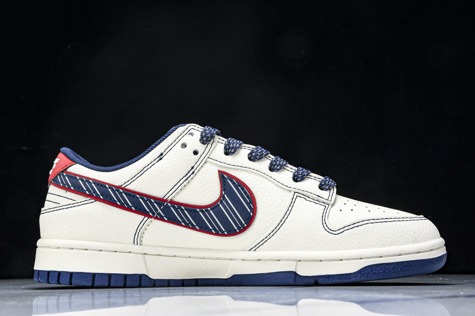 Dunk 尺码36-45

纯原出品-SB Dunk Low 冠军联名 米蓝红 周年高端定制 低帮休闲板