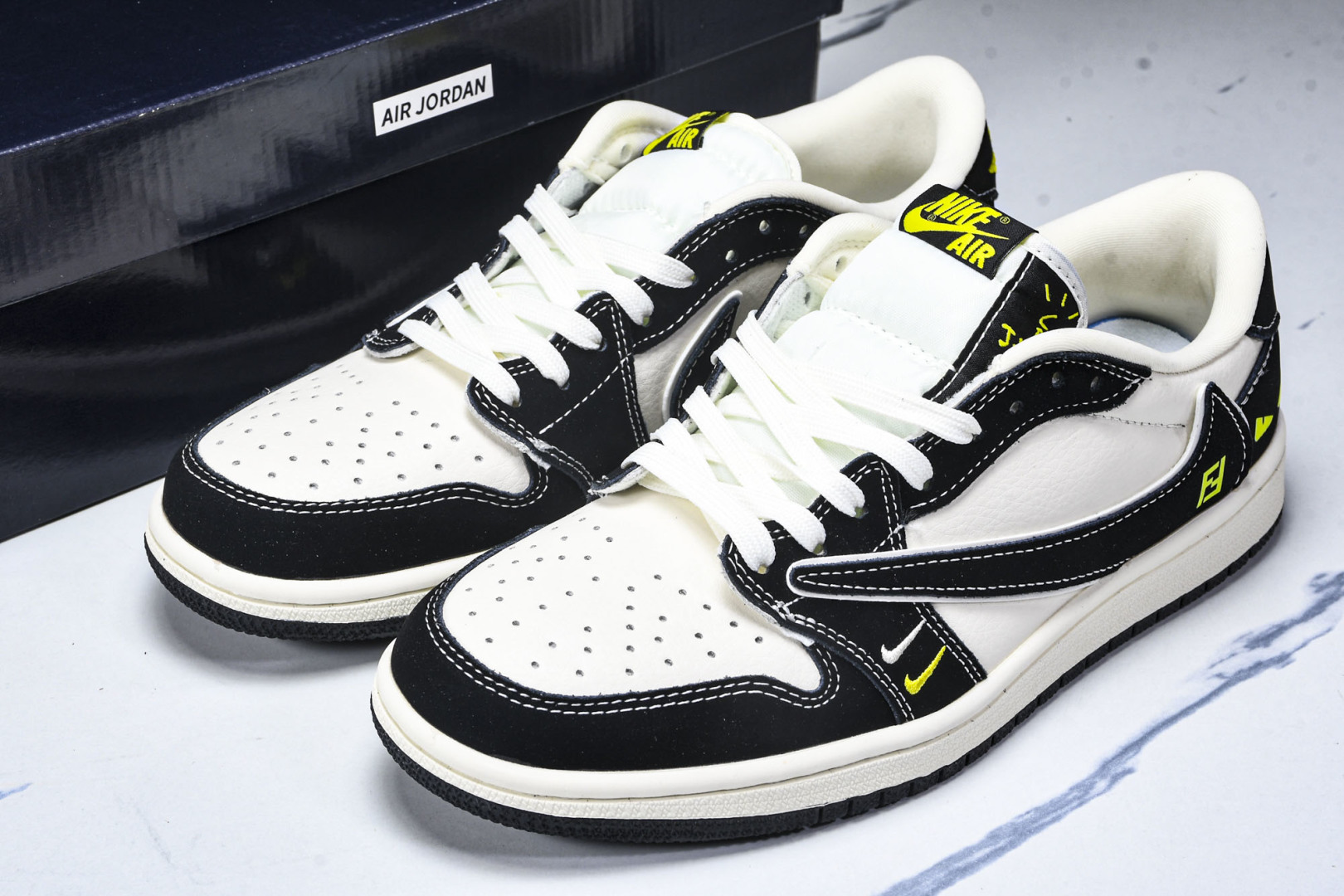 AJ1 倒钩 尺码36-45

纯原出品-Travis Scott x Fragment Design 