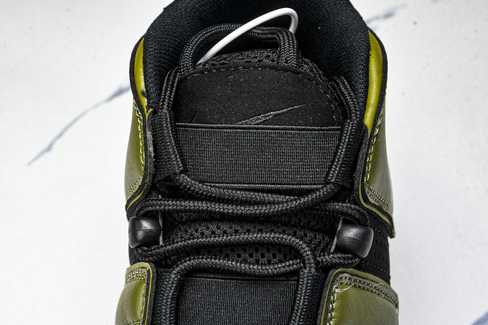  NK Air More Uptempo '96(GS) 大Air皮蓬 黑军绿 DH8011 001 尺