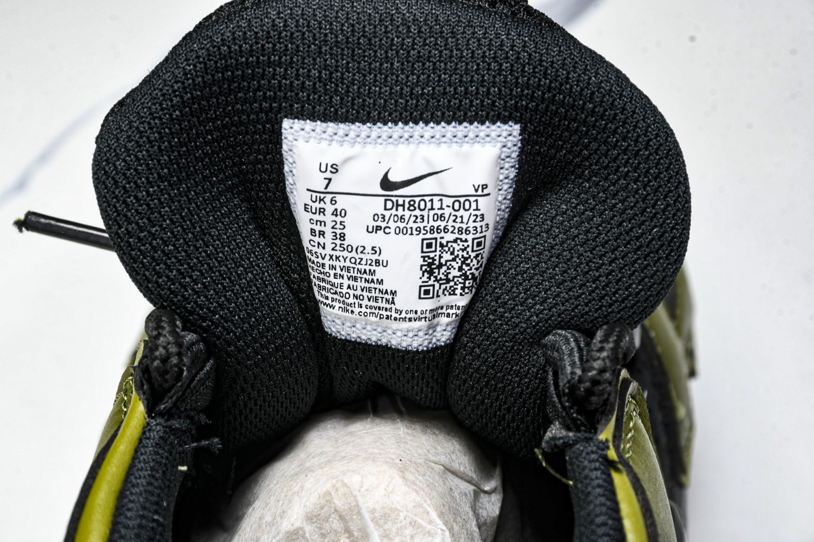 NK Air More Uptempo '96(GS) 大Air皮蓬 黑军绿 DH8011 001 尺