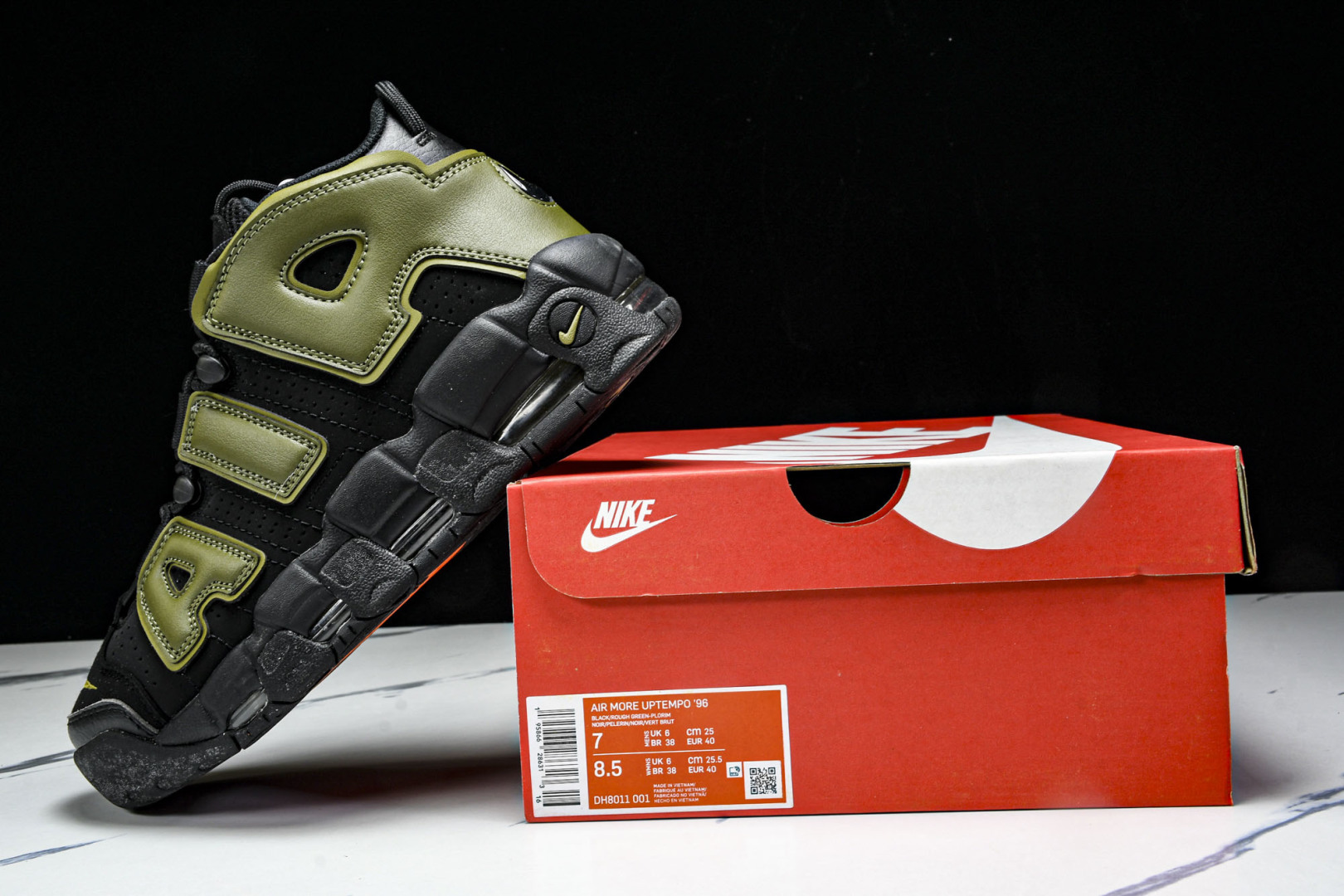  NK Air More Uptempo '96(GS) 大Air皮蓬 黑军绿 DH8011 001 尺