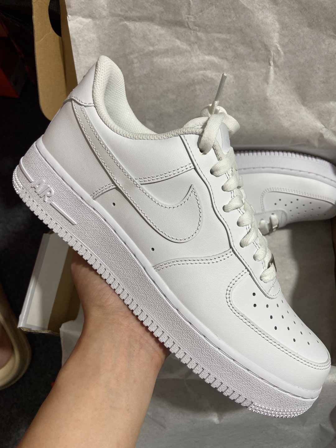 AF1 全白闪电 尺码35.5-48.5

纯原-Air Force 1 Low 07 AF1 全白闪电