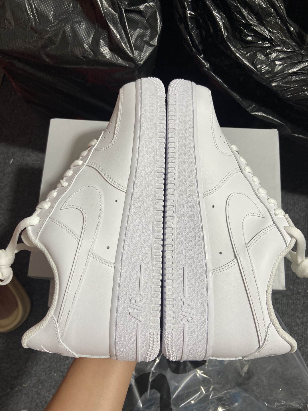 AF1 全白闪电 尺码35.5-48.5

纯原-Air Force 1 Low 07 AF1 全白闪电