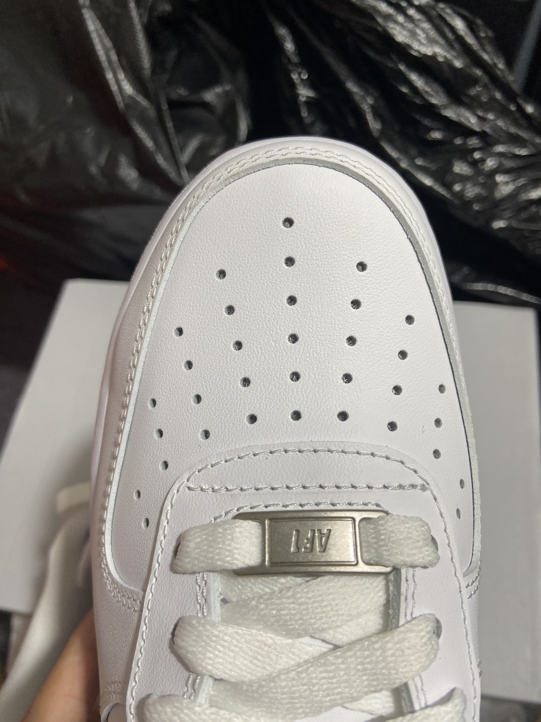 AF1 全白闪电 尺码35.5-48.5

纯原-Air Force 1 Low 07 AF1 全白闪电