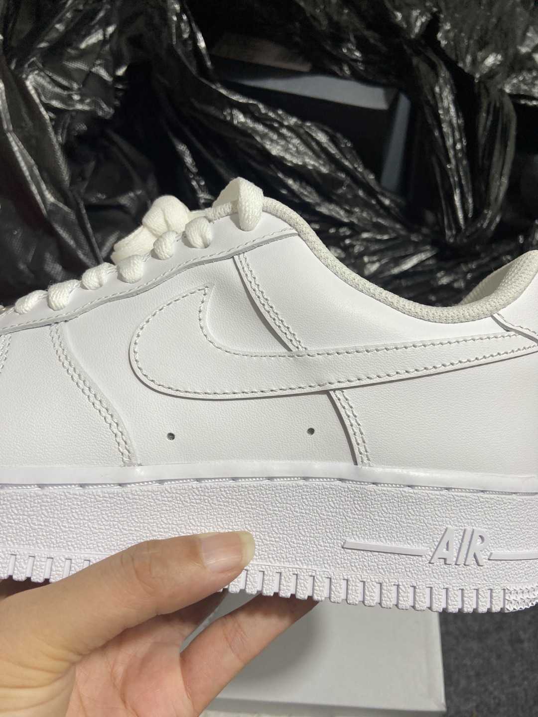 AF1 全白闪电 尺码35.5-48.5

纯原-Air Force 1 Low 07 AF1 全白闪电