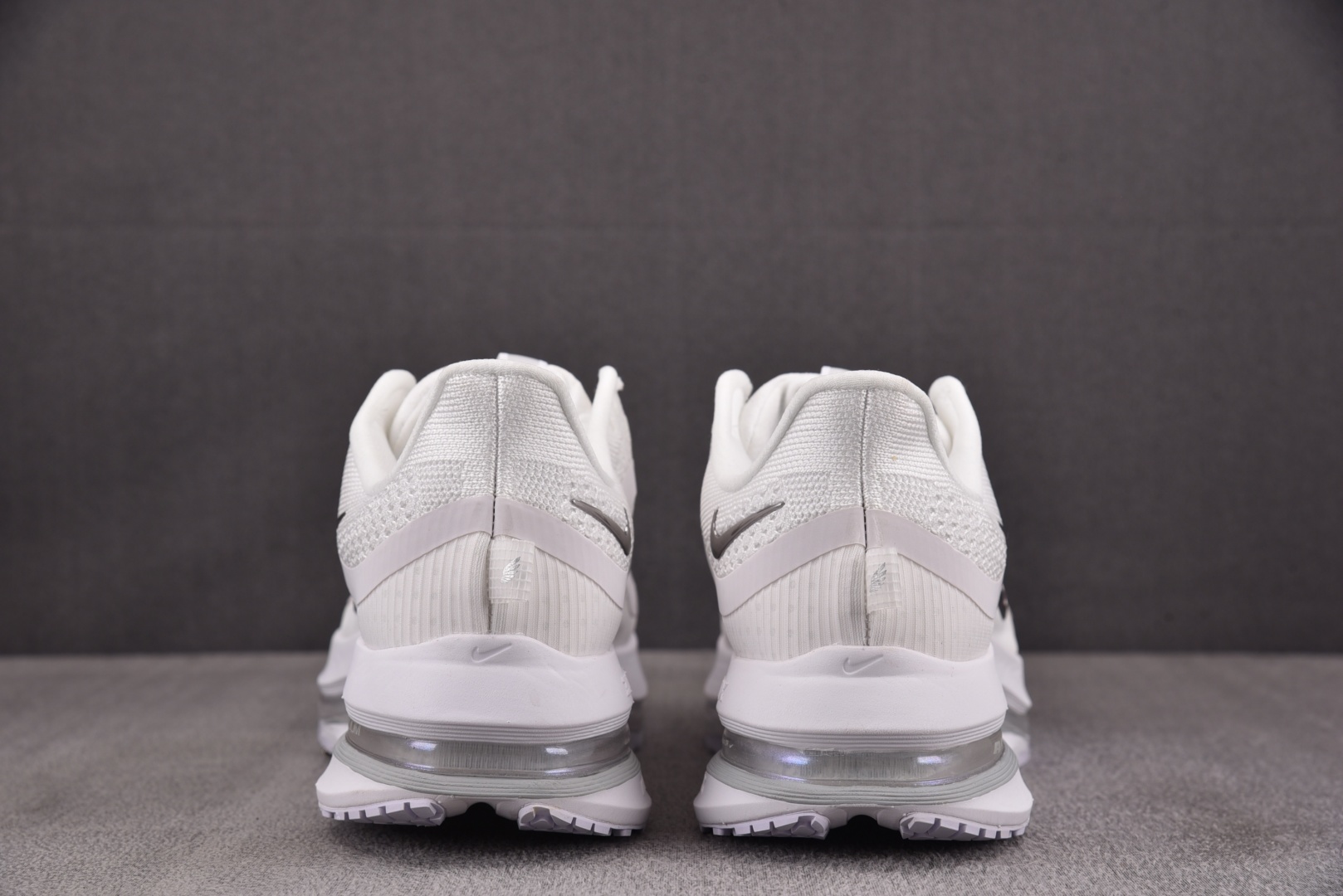 Zoom 尺码36-46

纯原出品-Air Zoom Pegasus Premium White Me