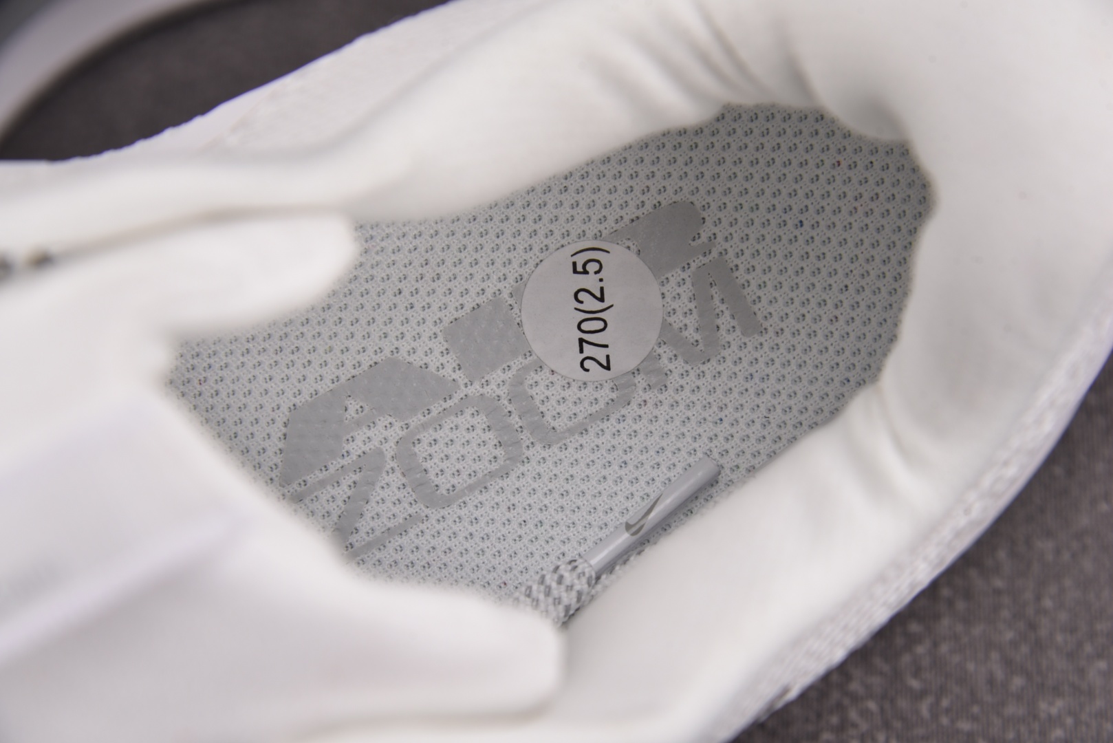 Zoom 尺码36-46

纯原出品-Air Zoom Pegasus Premium White Me