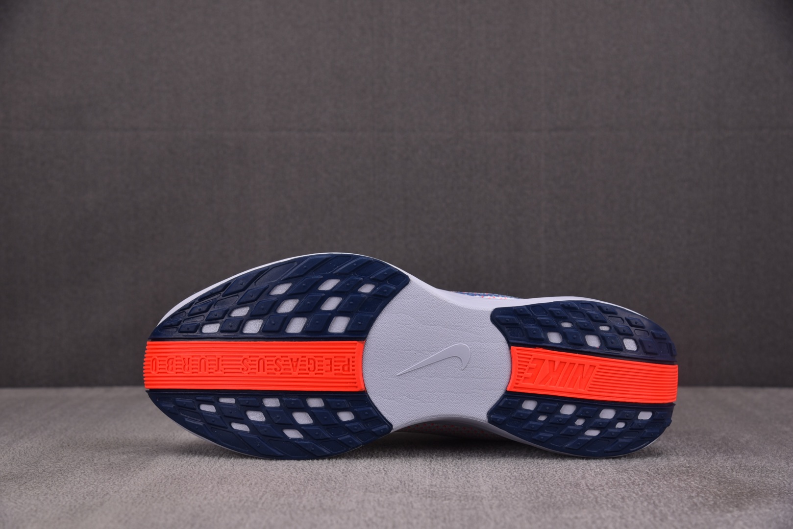Zoom 尺码39-46

纯原出品-Pegasus Plus Ghost Blue Void Brig