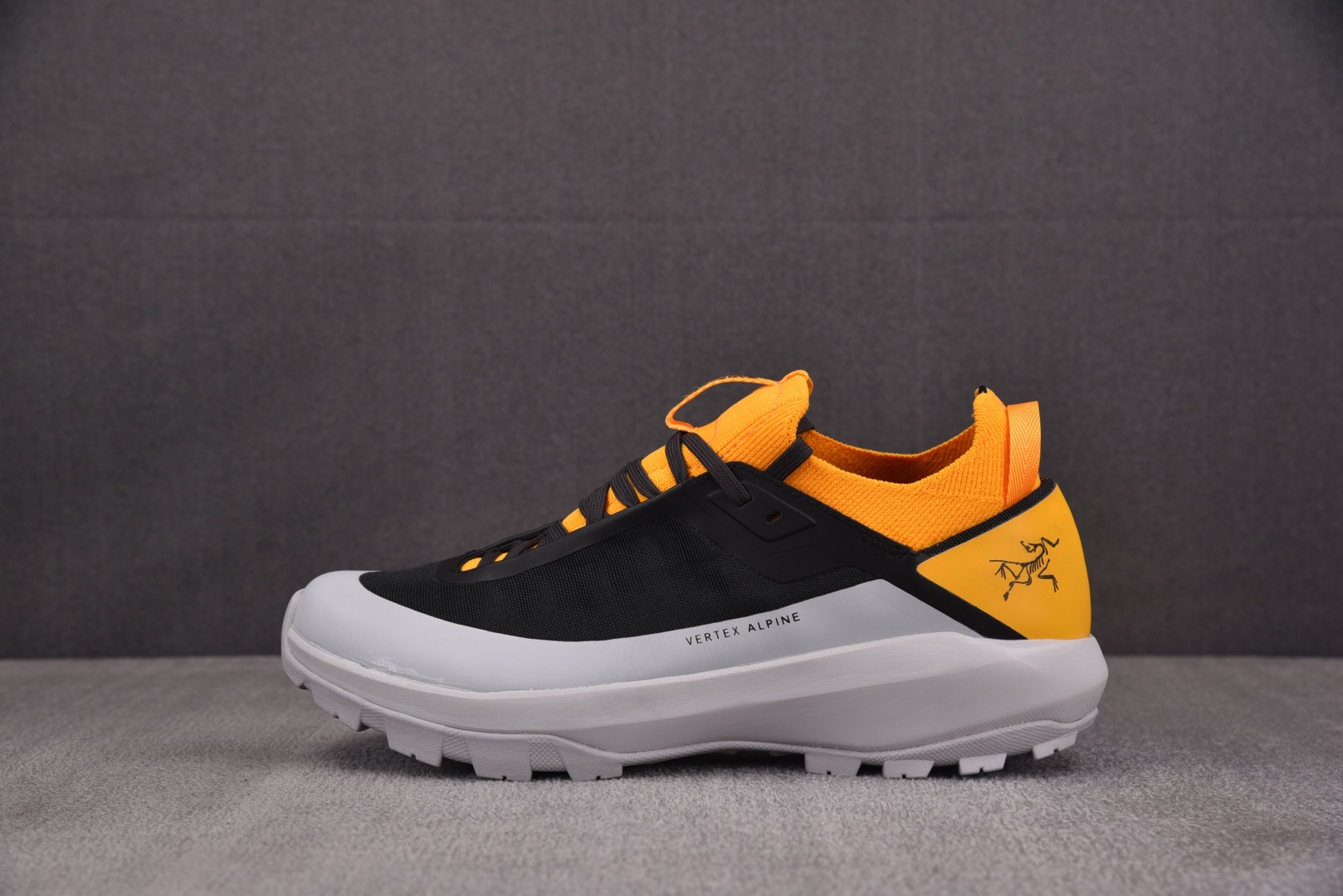 始祖鸟 尺码38-45

纯原出品-Arcteryx Vertex Alpine 黑黄灰 YZ024
尺