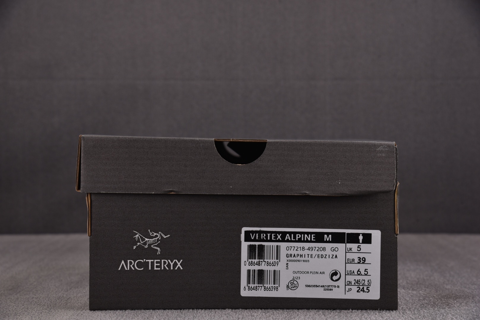 始祖鸟 尺码38-45

纯原出品-Arcteryx Vertex Alpine 黑黄灰 YZ024
尺