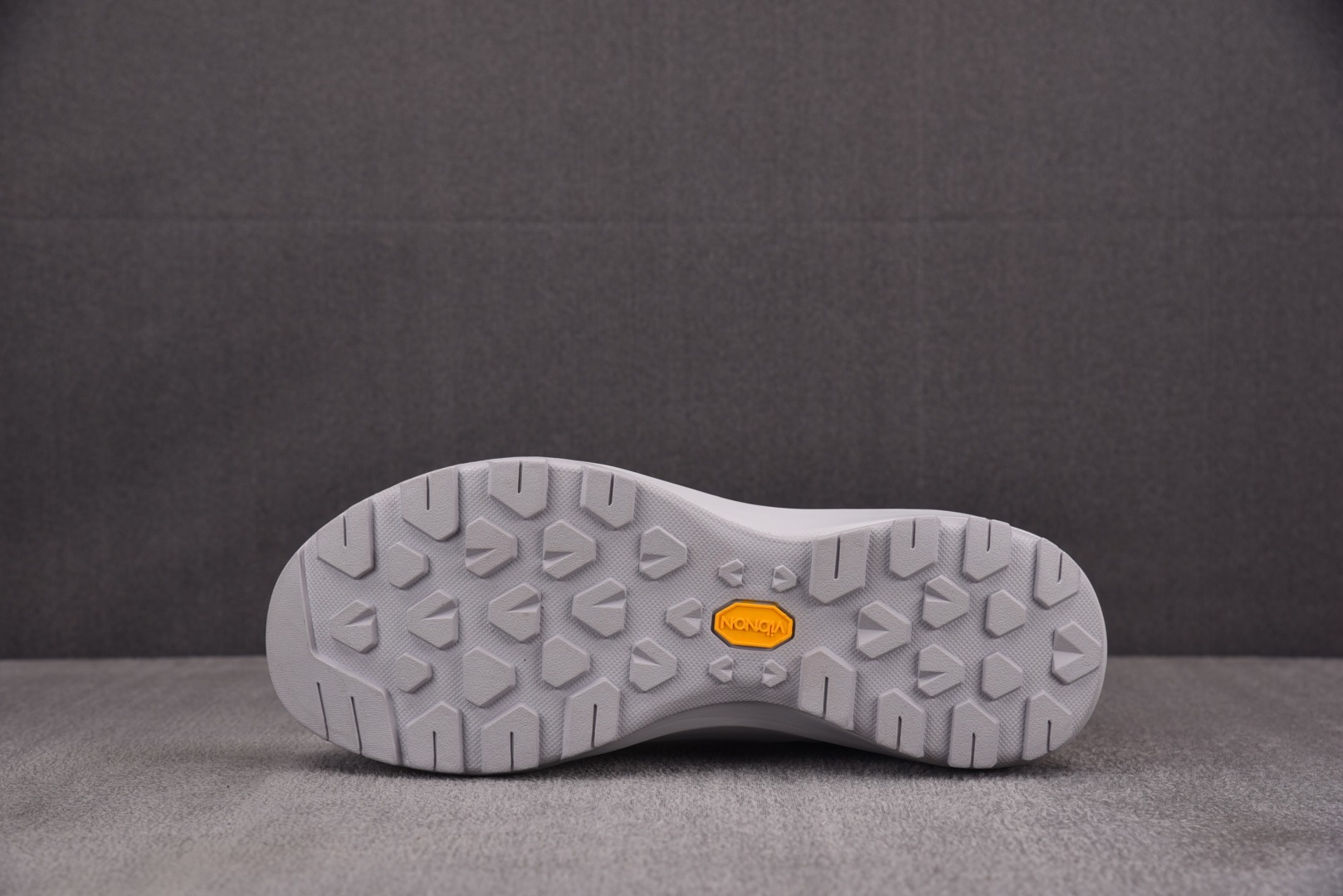 始祖鸟 尺码38-45

纯原出品-Arcteryx Vertex Alpine 黑黄灰 YZ024
尺
