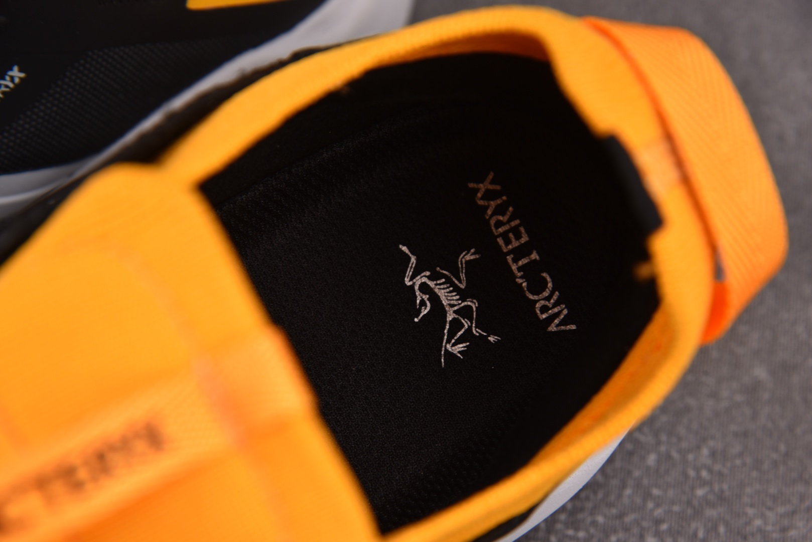 始祖鸟 尺码38-45

纯原出品-Arcteryx Vertex Alpine 黑黄灰 YZ024
尺