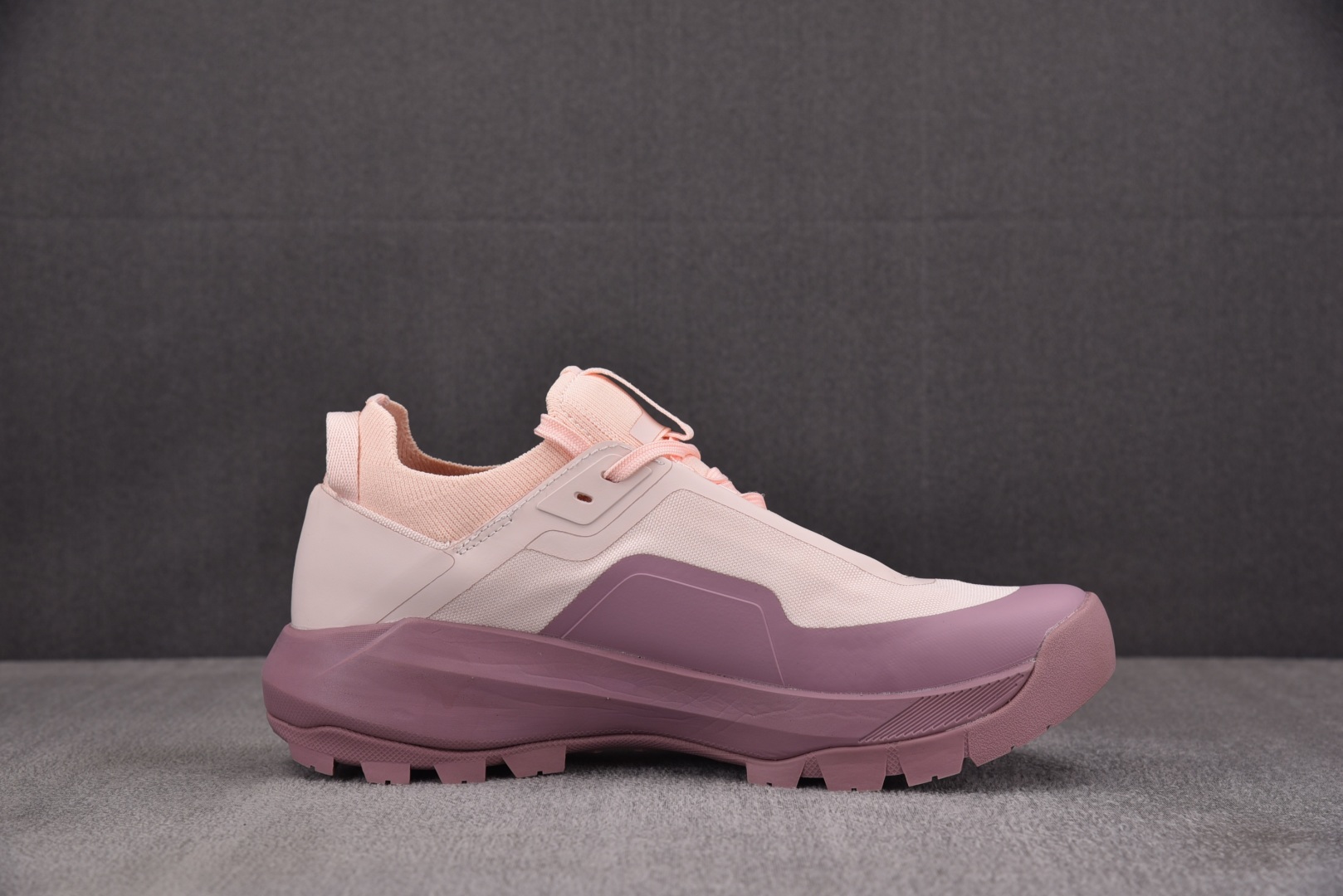 始祖鸟 尺码38-45

纯原出品-Arcteryx Vertex Alpine 米粉 YZ024
尺码