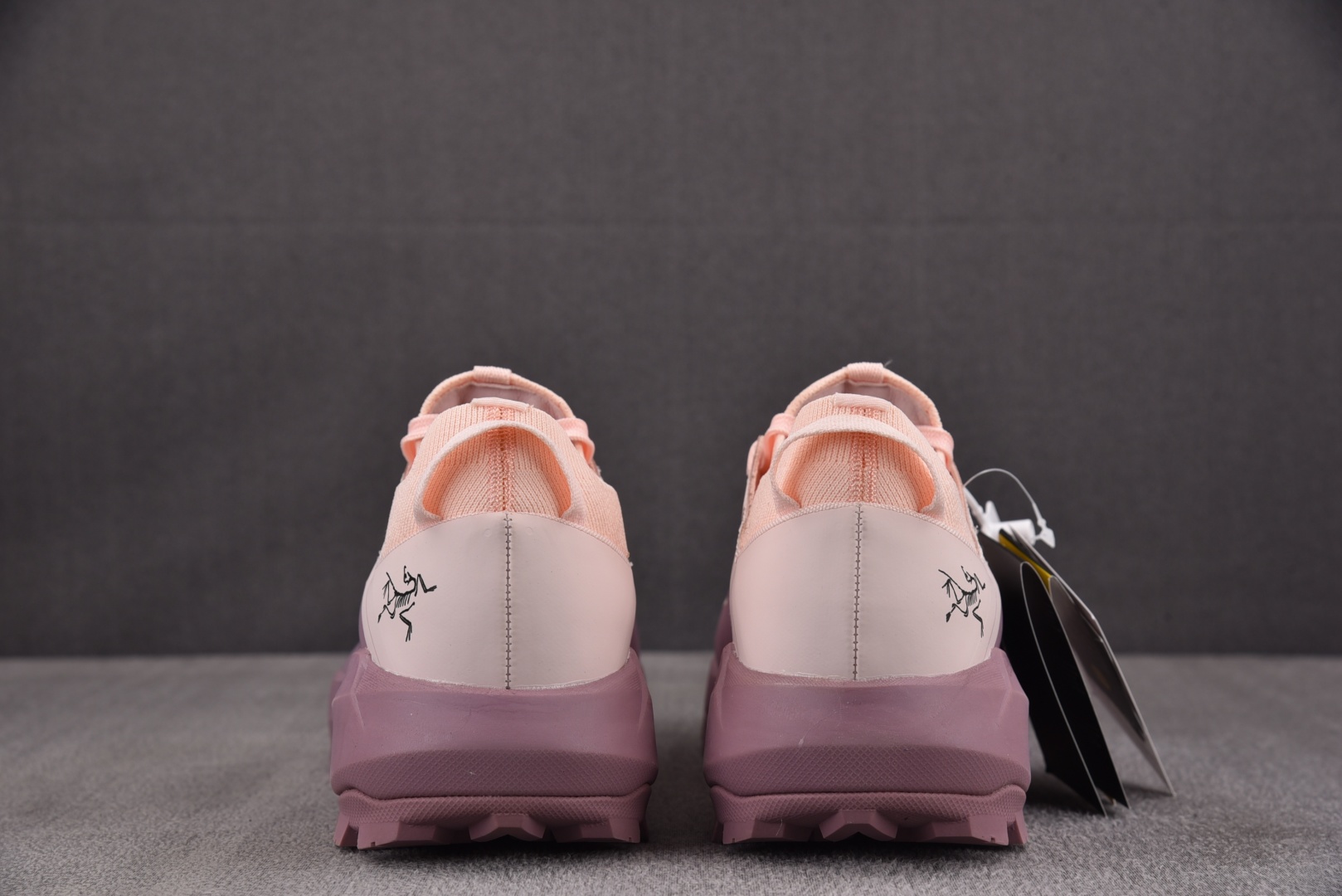 始祖鸟 尺码38-45

纯原出品-Arcteryx Vertex Alpine 米粉 YZ024
尺码
