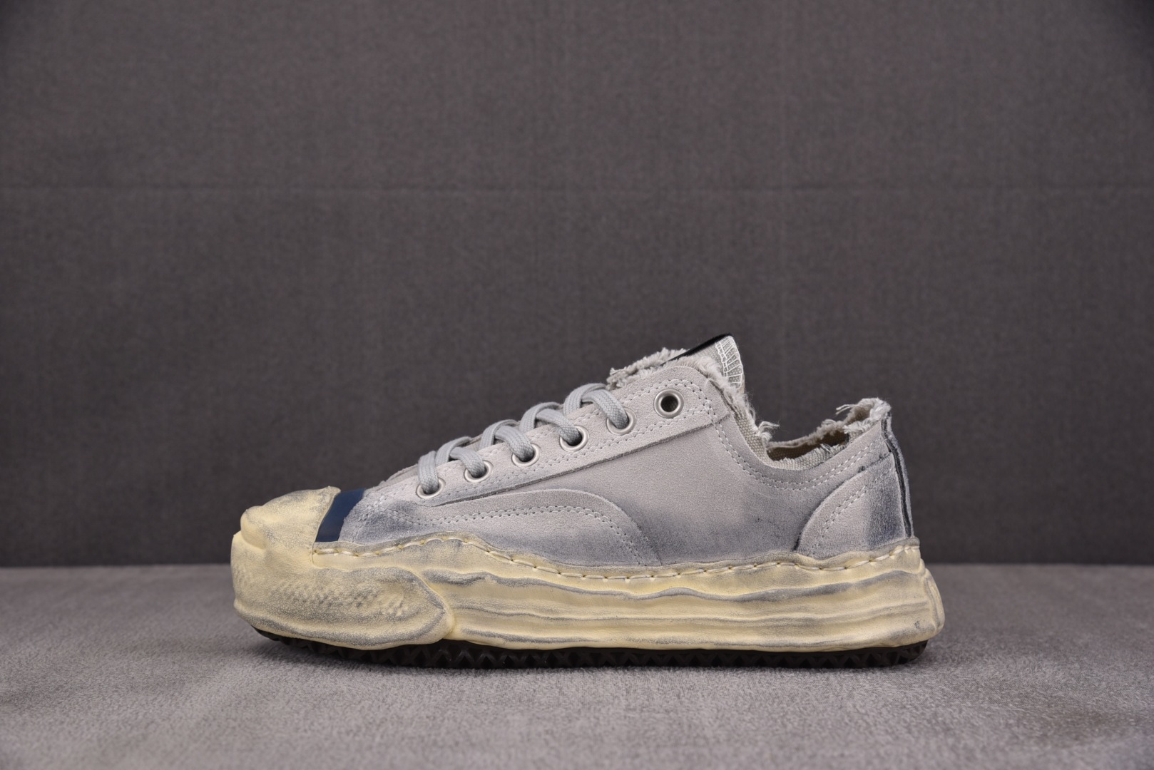 MMY 尺码36-45

纯原版出品-BED JW FORD x MIHARA YASUHIRO Han