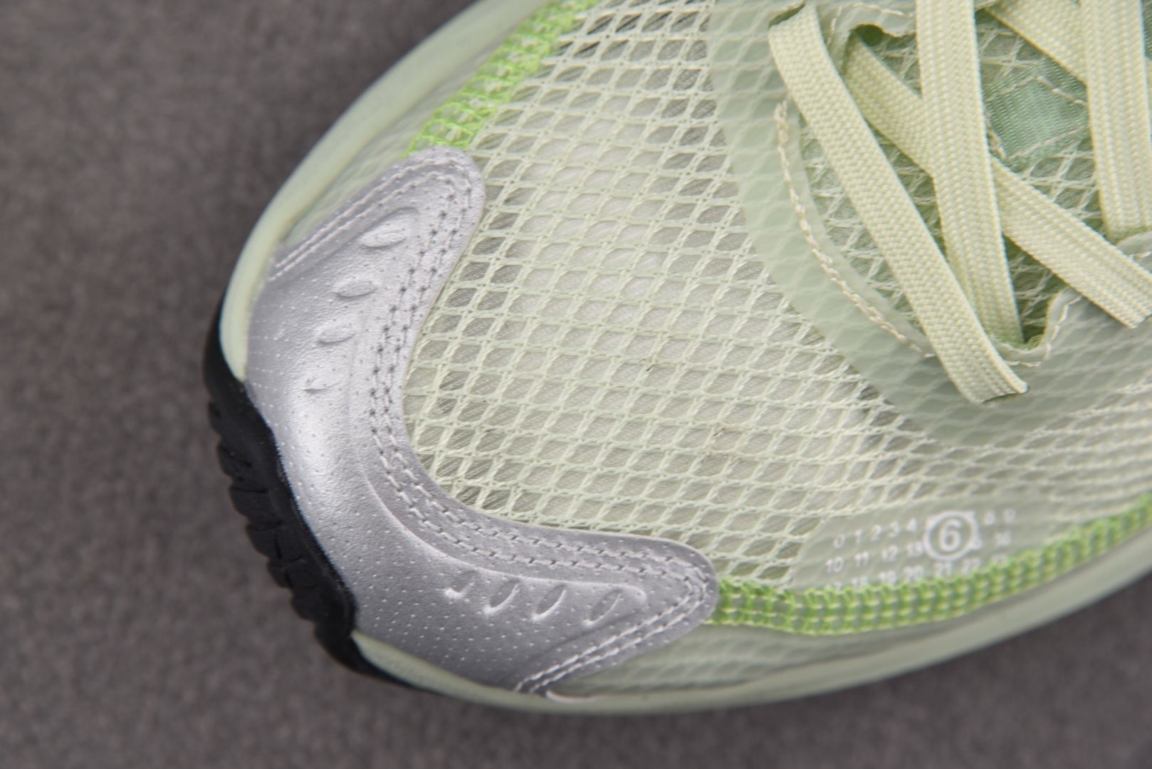 MM6马吉拉 尺码36-45

纯原版出品-Salomon SPectur 2 MM6 Maison M