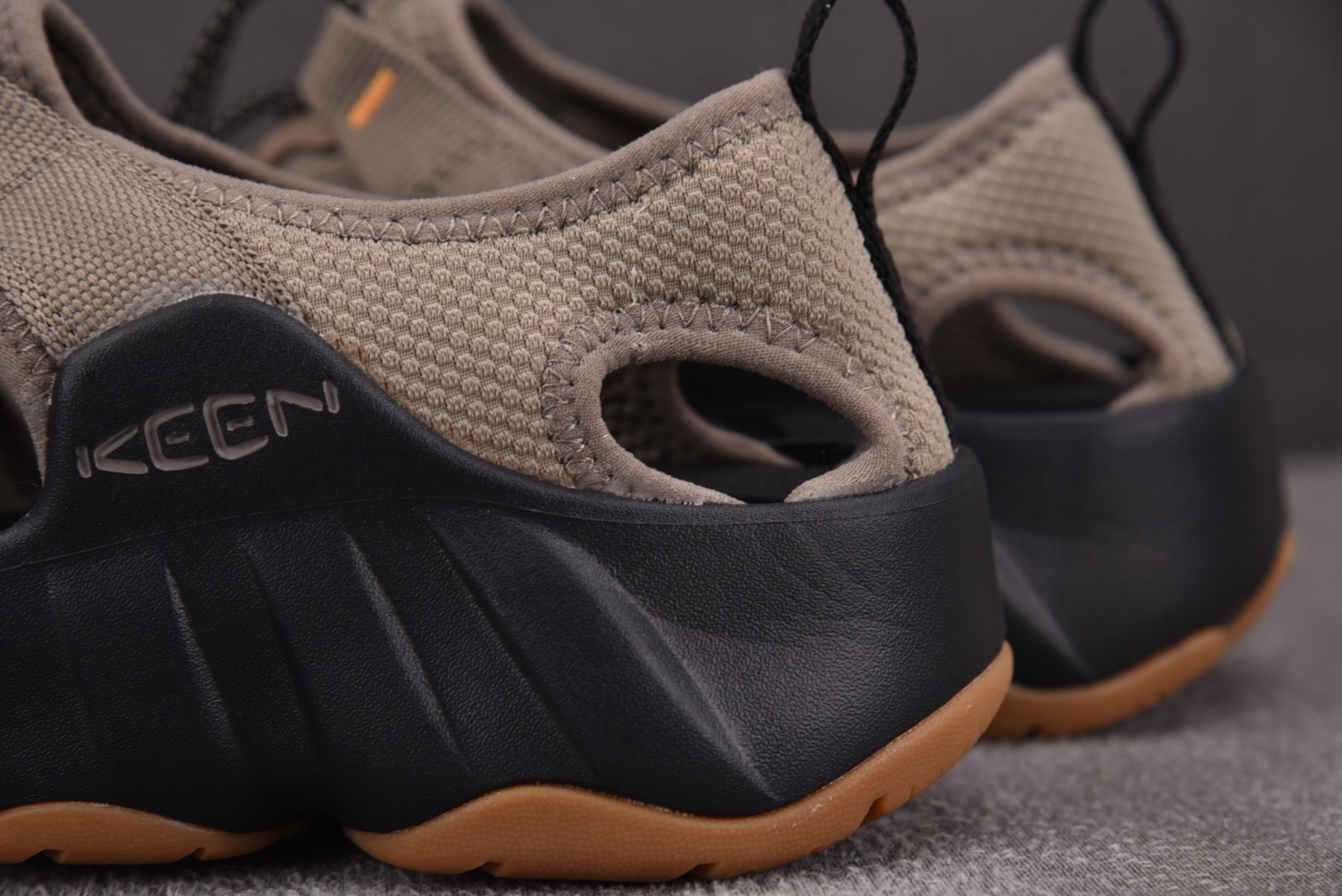 恩科 尺码36-44

纯原版出品-KKeen HyPerPort H2 黑棕  YZ039
尺码：36