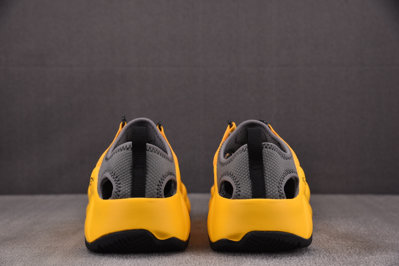 恩科 尺码36-44

纯原版出品-Keen HyPerPort H2 灰黄  YZ039
尺码：36 