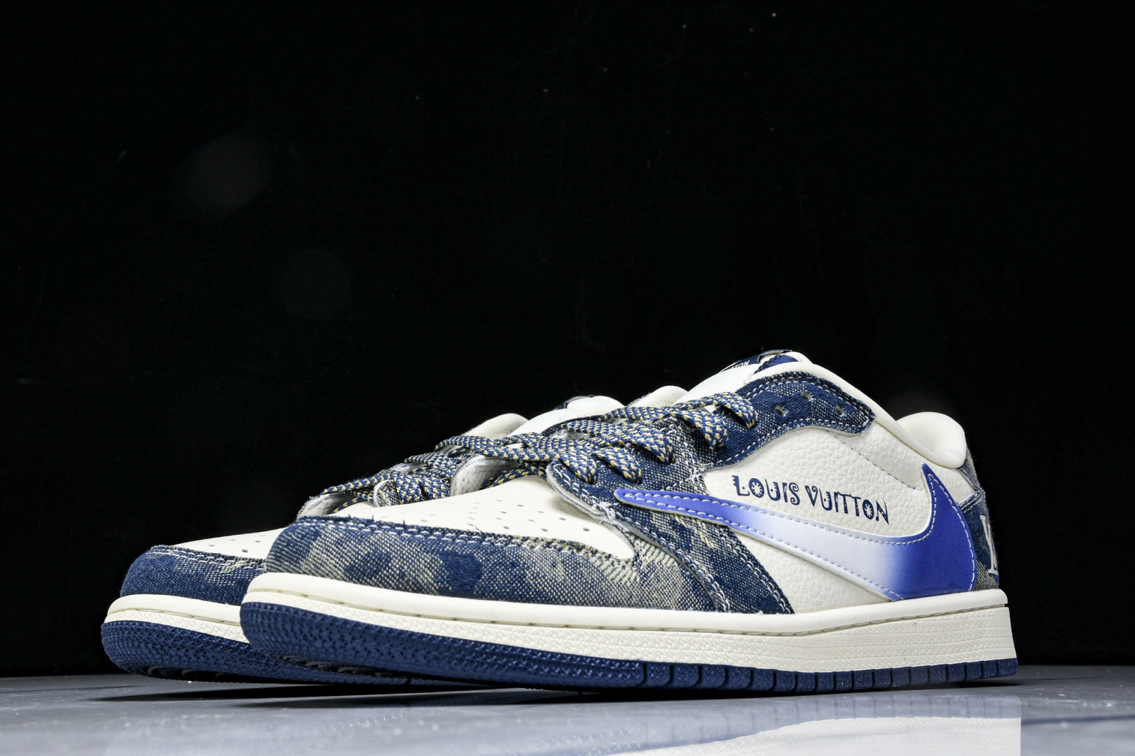 AJ low 尺码36-45

纯原版出品-Travis Scott x Fragment Design