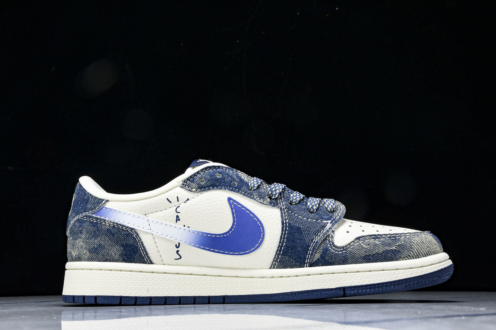 AJ low 尺码36-45

纯原版出品-Travis Scott x Fragment Design