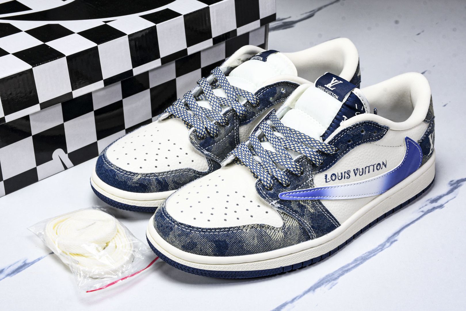 AJ low 尺码36-45

纯原版出品-Travis Scott x Fragment Design