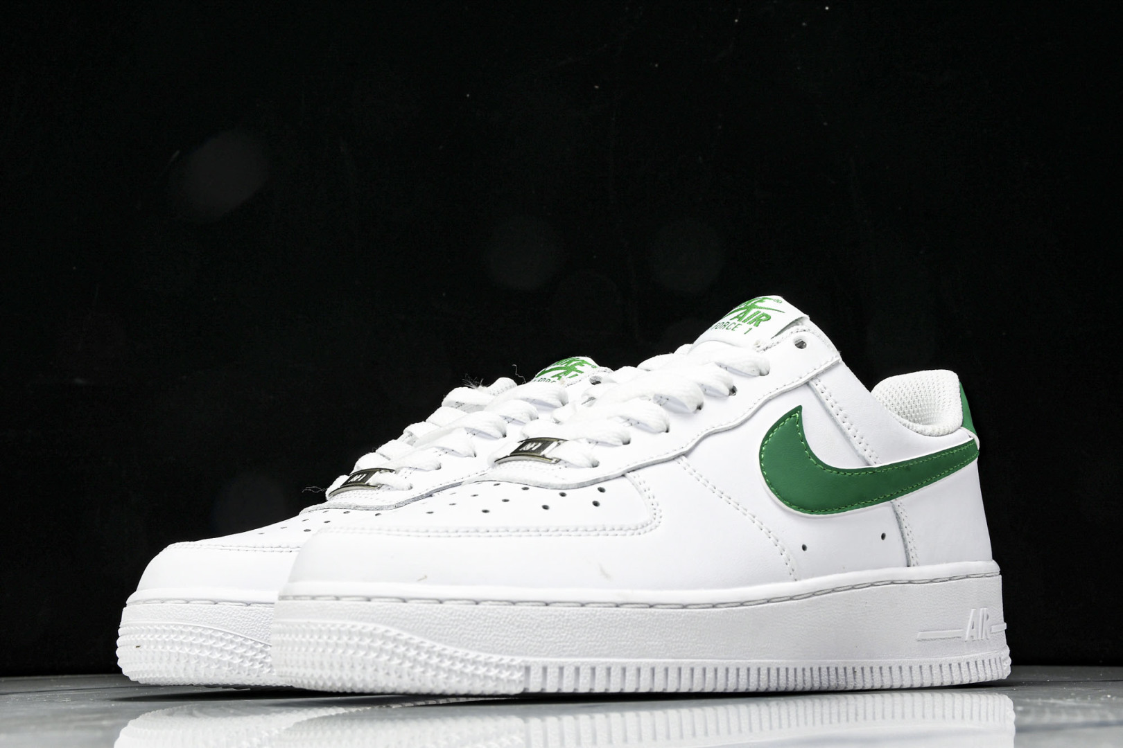 AF1 空军 尺码36-45

纯原版出品-Air Force 1'07 Low 空军一号低帮休闲板鞋 