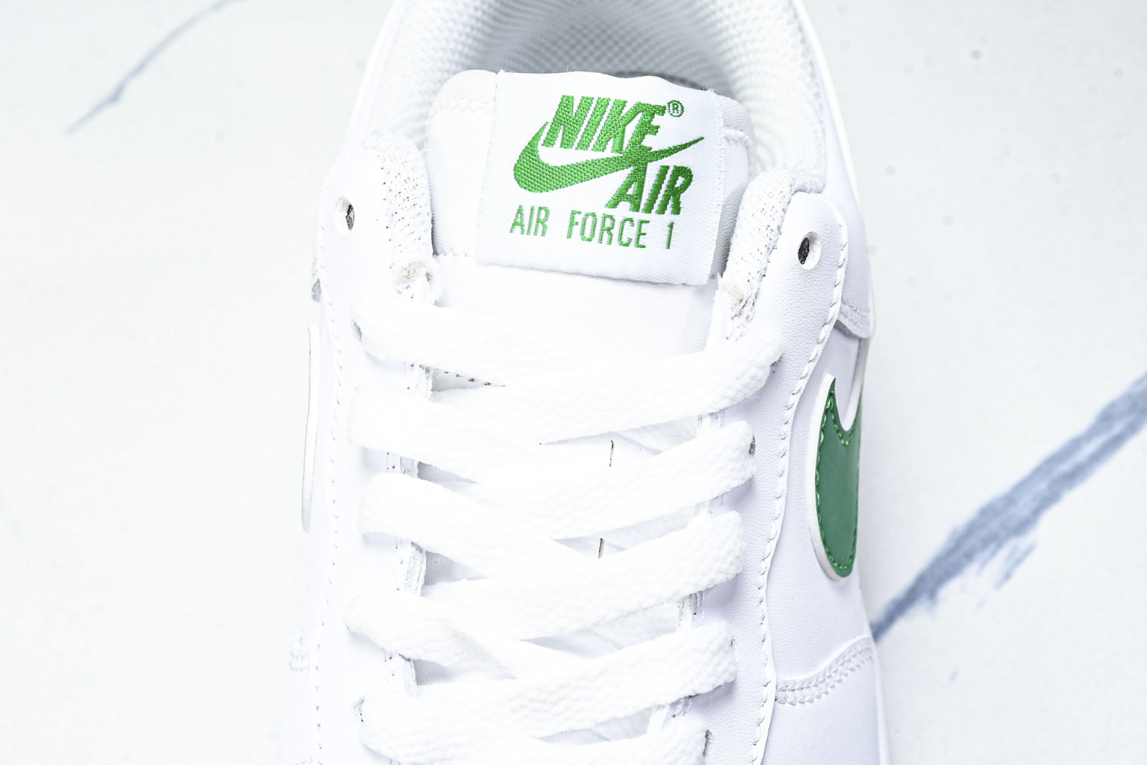 AF1 空军 尺码36-45

纯原版出品-Air Force 1'07 Low 空军一号低帮休闲板鞋 