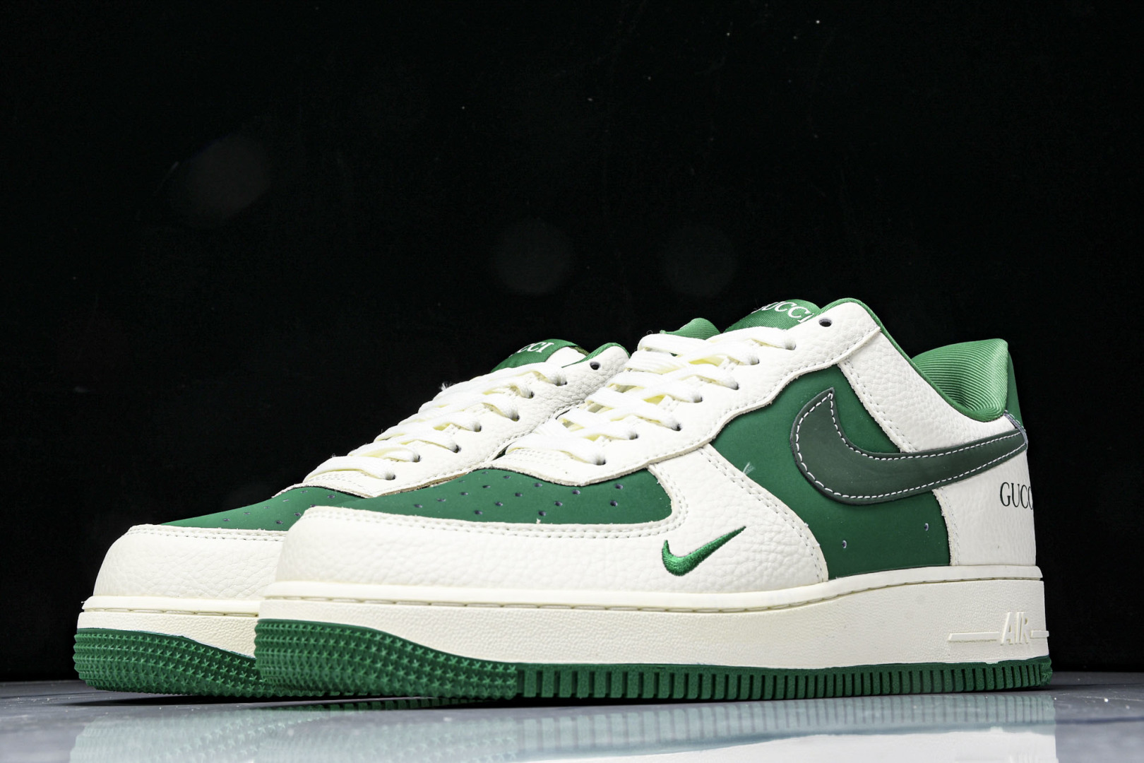 AF1 空军 尺码36-45

纯原版出品-Air Force 1'07 Low 古驰联名 米绿底 空军