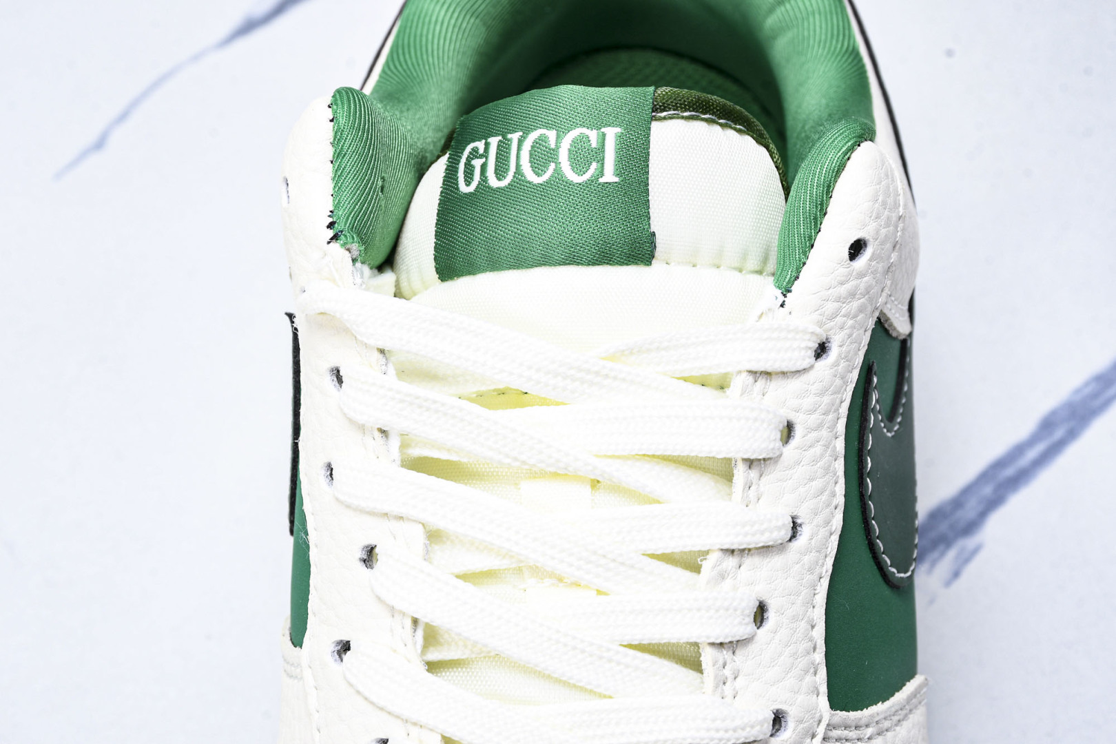 AF1 空军 尺码36-45

纯原版出品-Air Force 1'07 Low 古驰联名 米绿底 空军