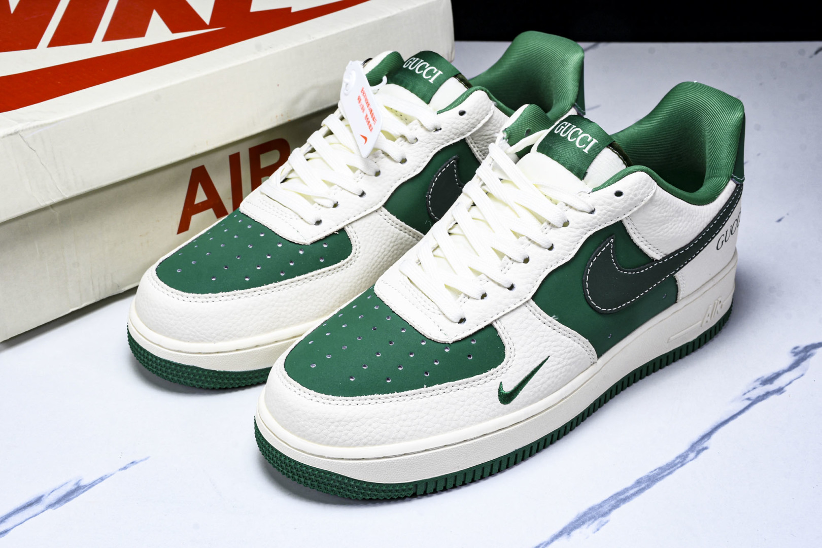 AF1 空军 尺码36-45

纯原版出品-Air Force 1'07 Low 古驰联名 米绿底 空军