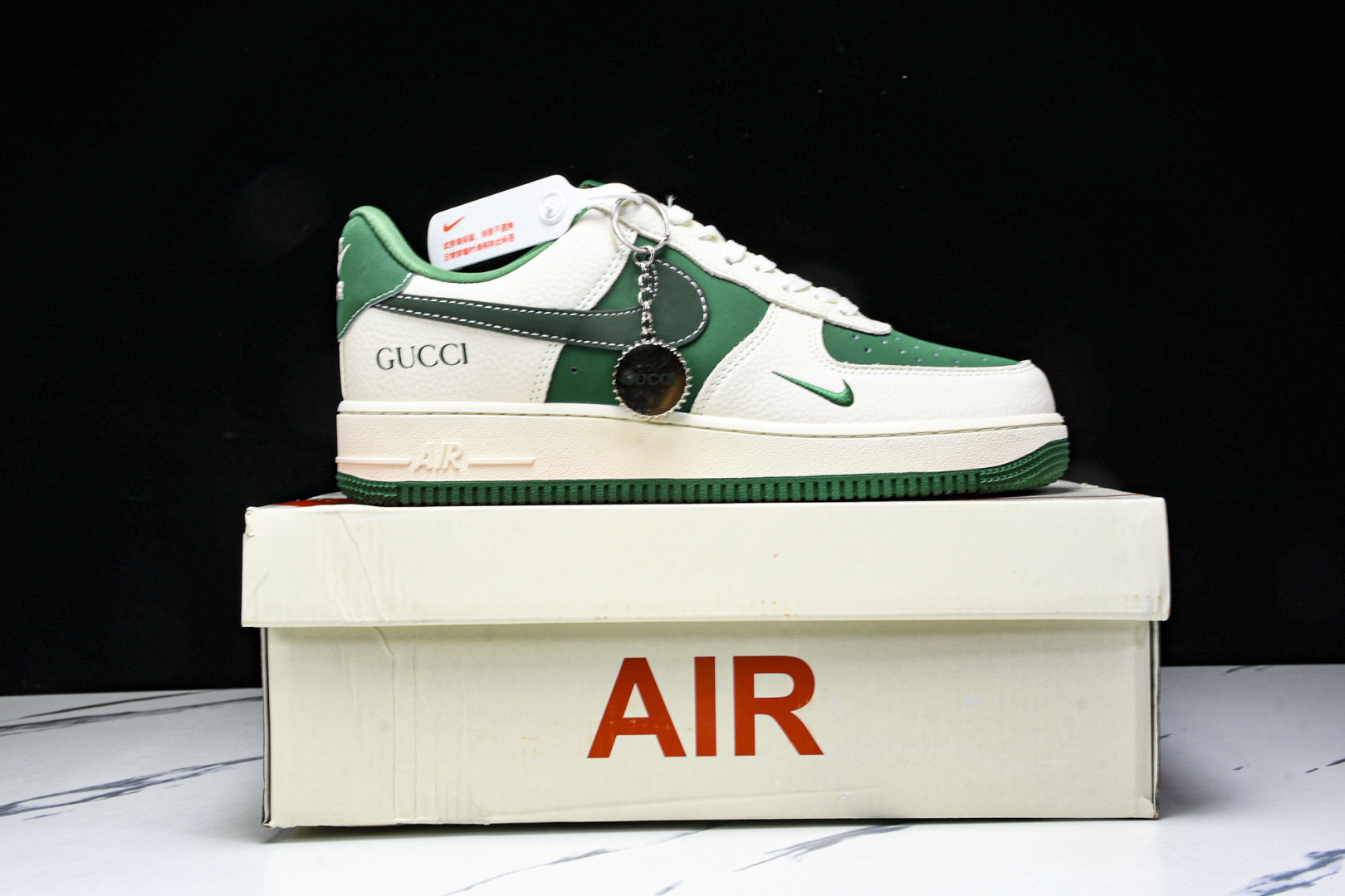 AF1 空军 尺码36-45

纯原版出品-Air Force 1'07 Low 古驰联名 米绿底 空军