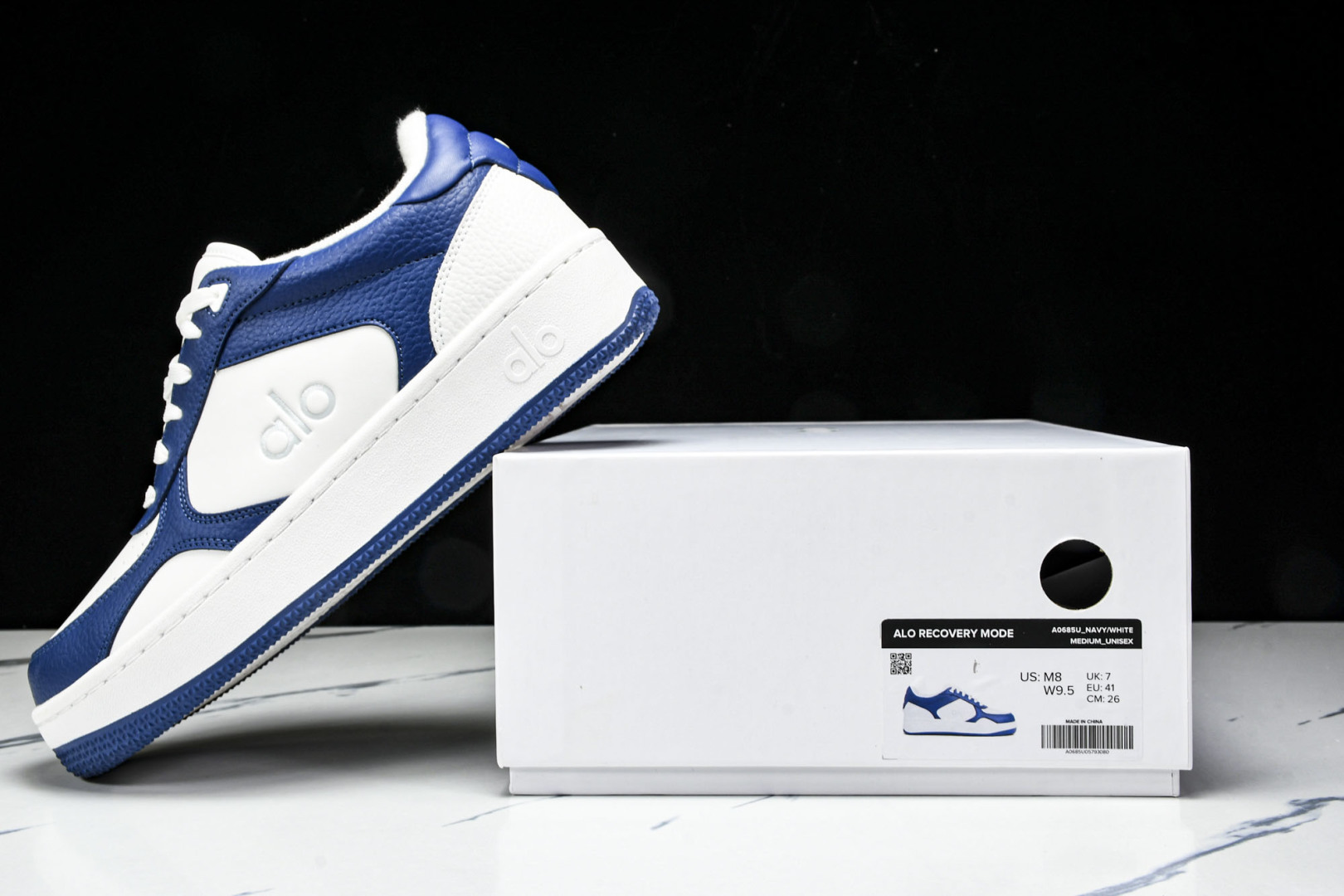 ALo yoga 尺码35-46

纯原版出品-ALo yoga Recover Mode Em 防滑耐