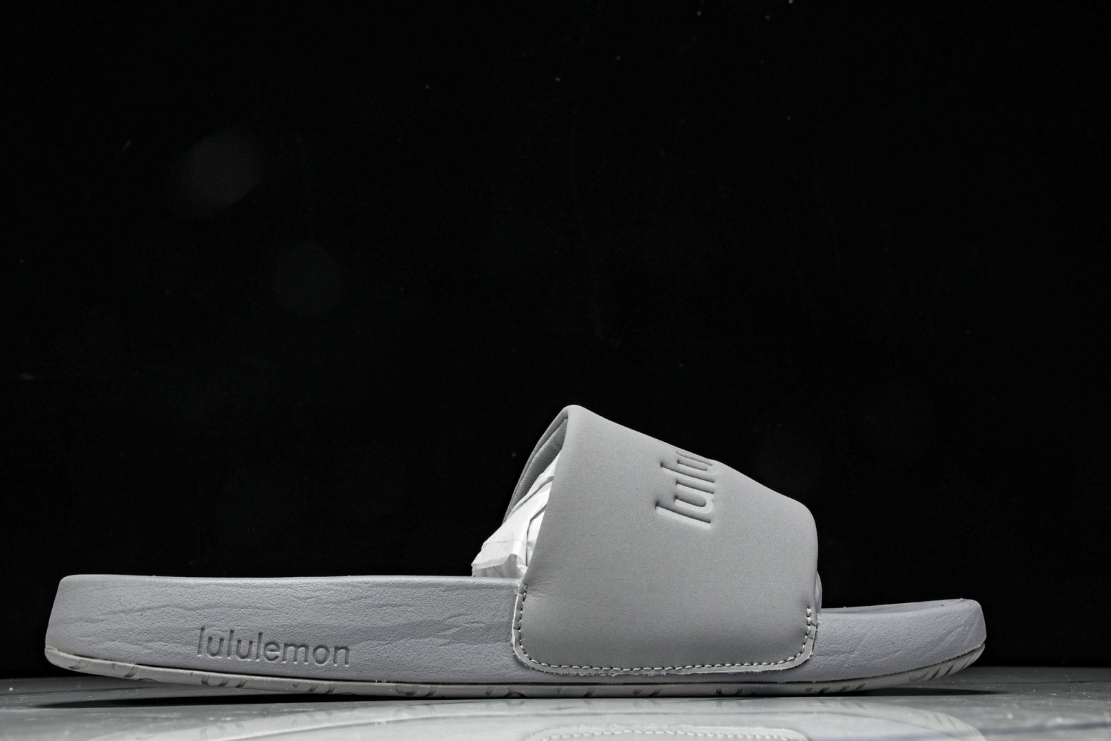 LULU 尺码35.5-48.5

纯原版出品-Lululemon Restfeel Slide 灰色 
