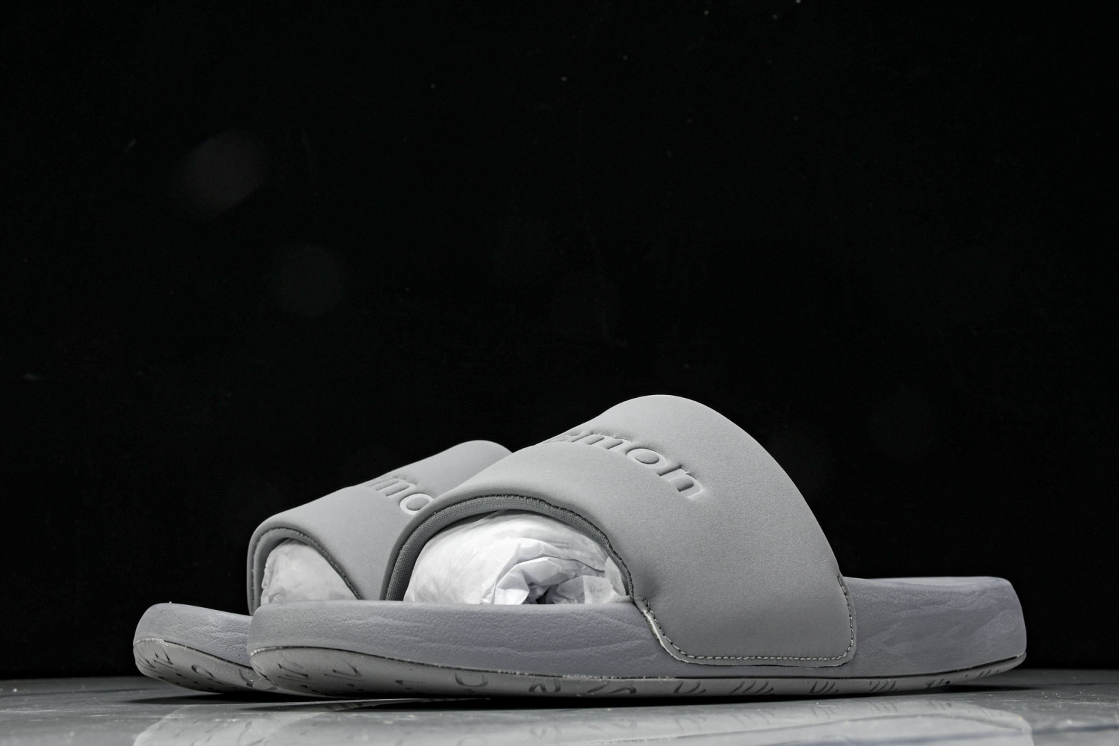 LULU 尺码35.5-48.5

纯原版出品-Lululemon Restfeel Slide 灰色 