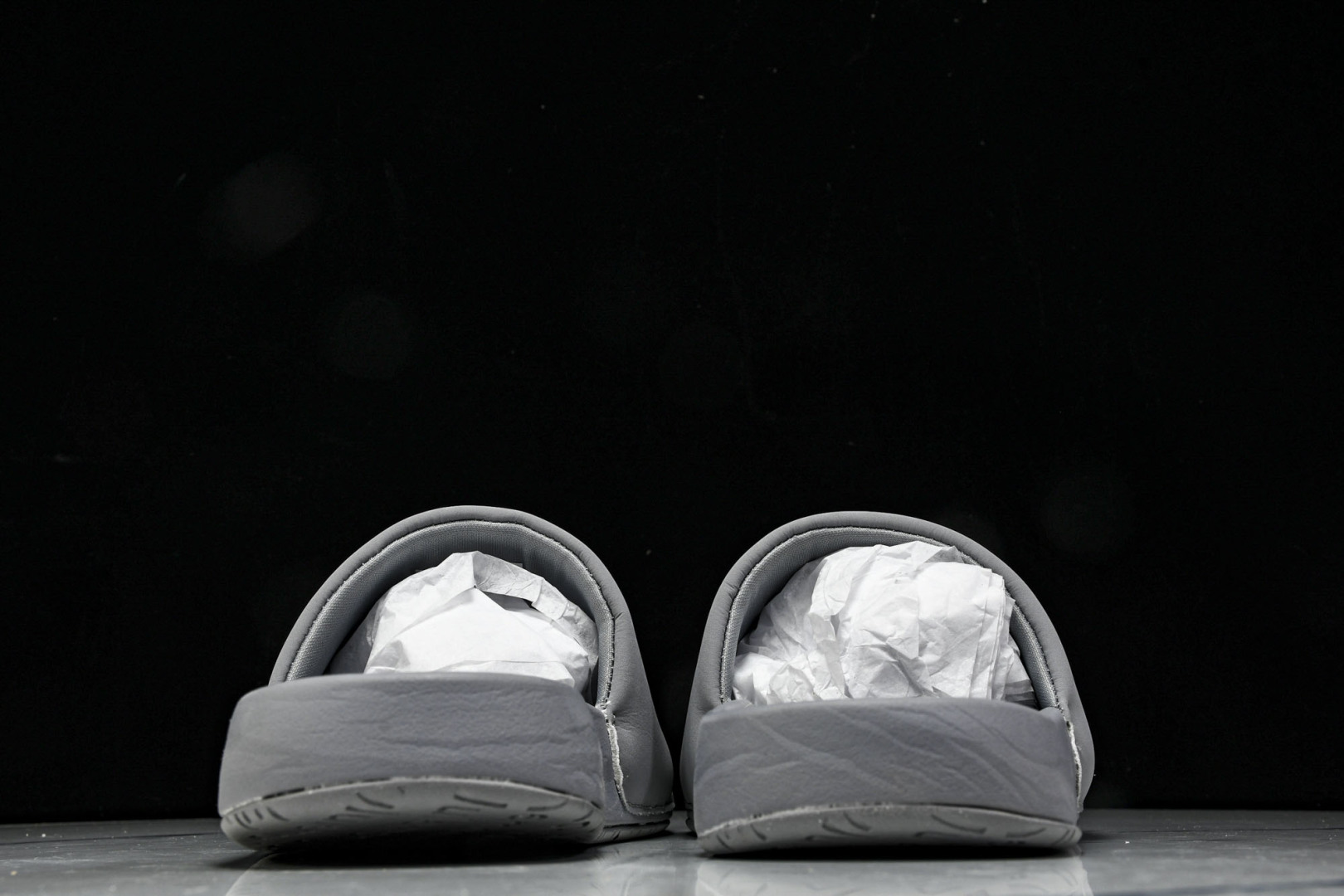 LULU 尺码35.5-48.5

纯原版出品-Lululemon Restfeel Slide 灰色 