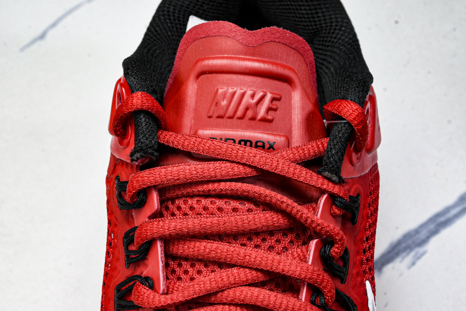 Max 尺码36-46

纯原版出品-Air Max 2013 耐克复古透气网布气垫跑鞋 -600 YZ