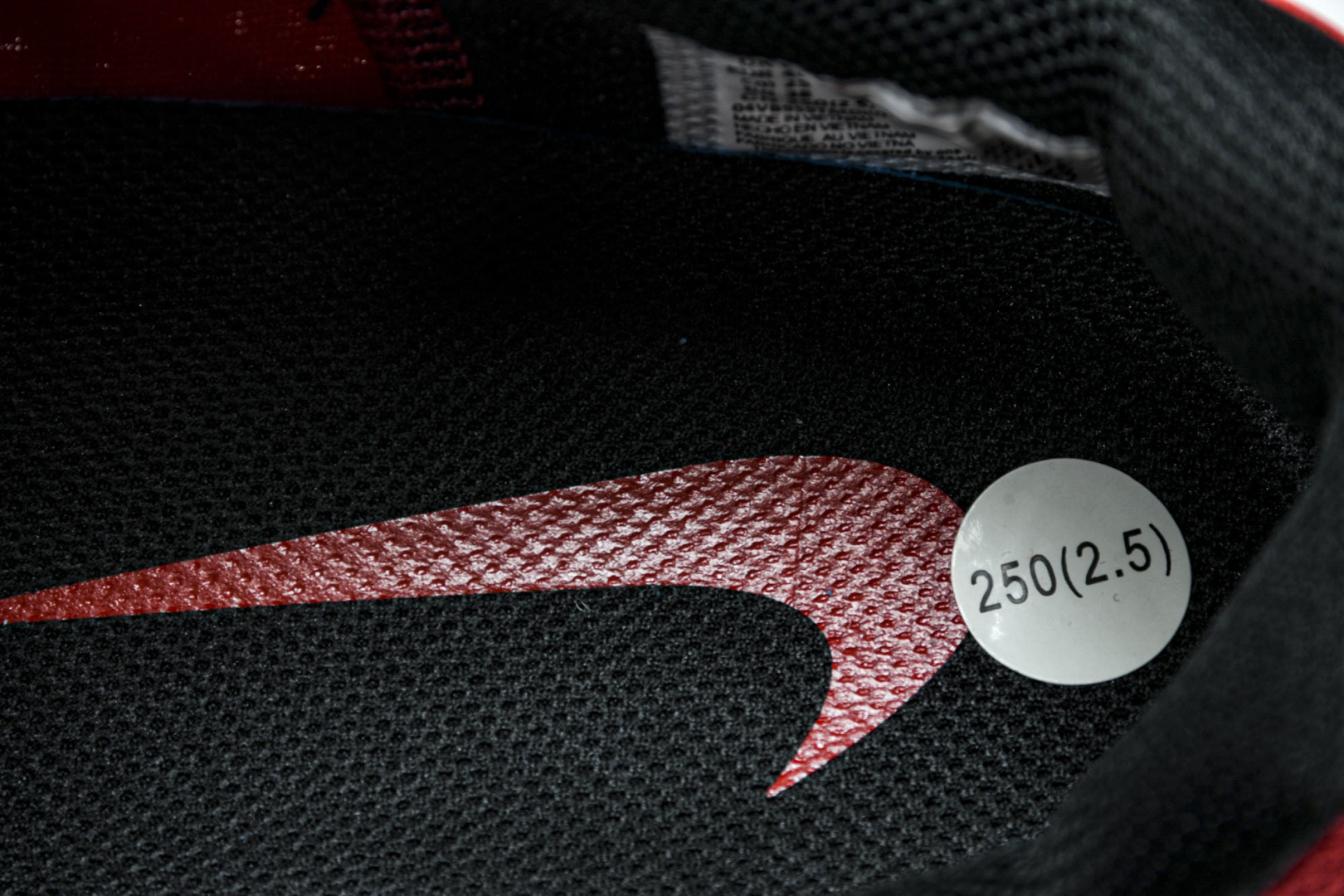 Max 尺码36-46

纯原版出品-Air Max 2013 耐克复古透气网布气垫跑鞋 -600 YZ
