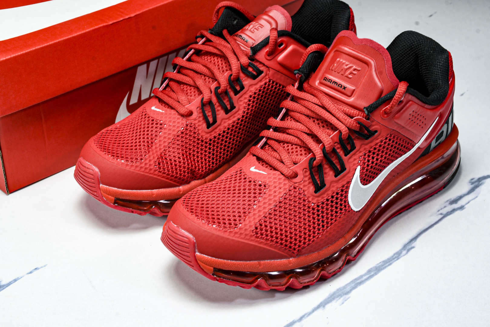 Max 尺码36-46

纯原版出品-Air Max 2013 耐克复古透气网布气垫跑鞋 -600 YZ